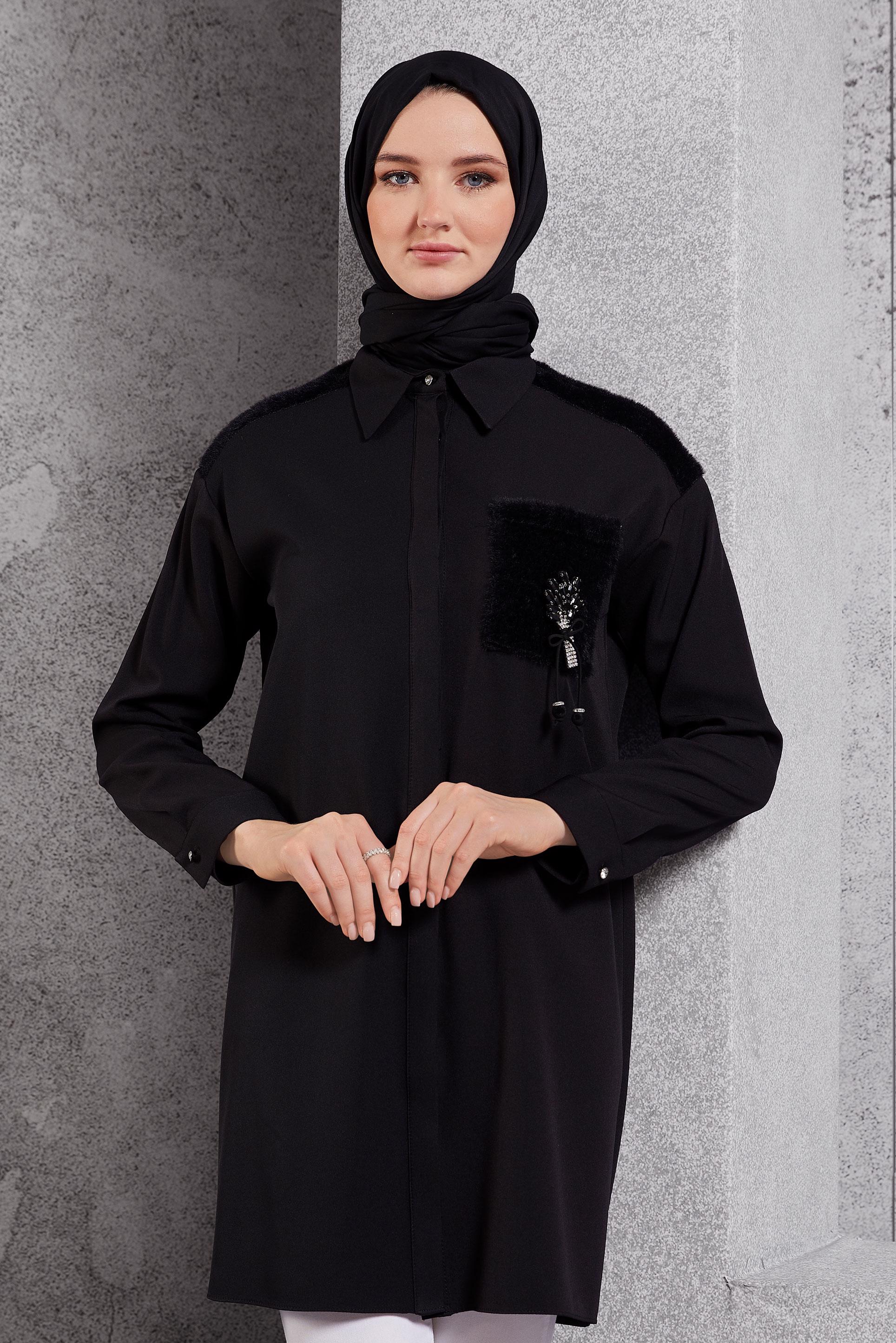 Tesettür giyim SİYAH BROŞ DETAYLI TESETTÜR TUNİK 45148