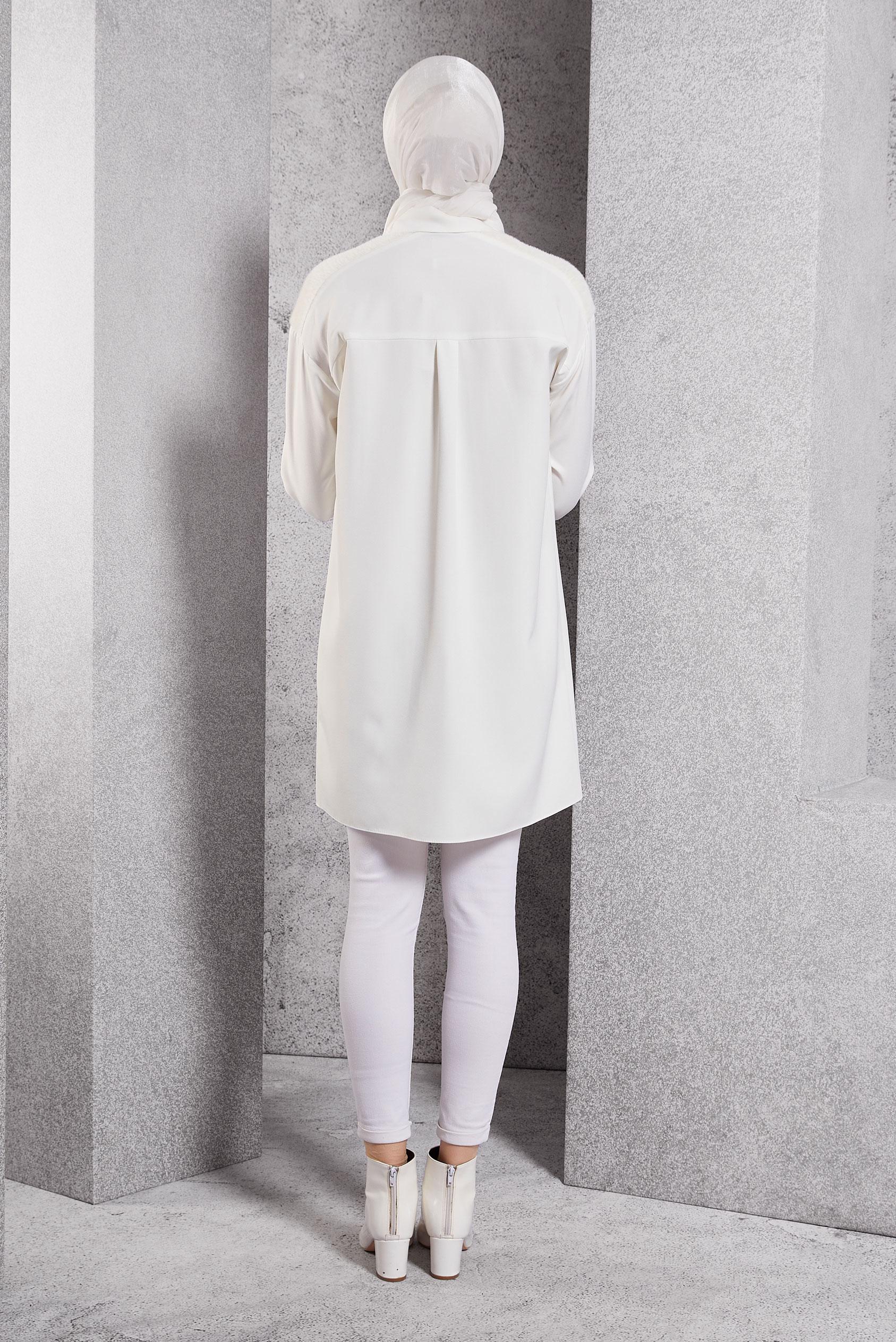 Vêtements hijab BLANC TUNIQUE AVEC BROCHE 45148