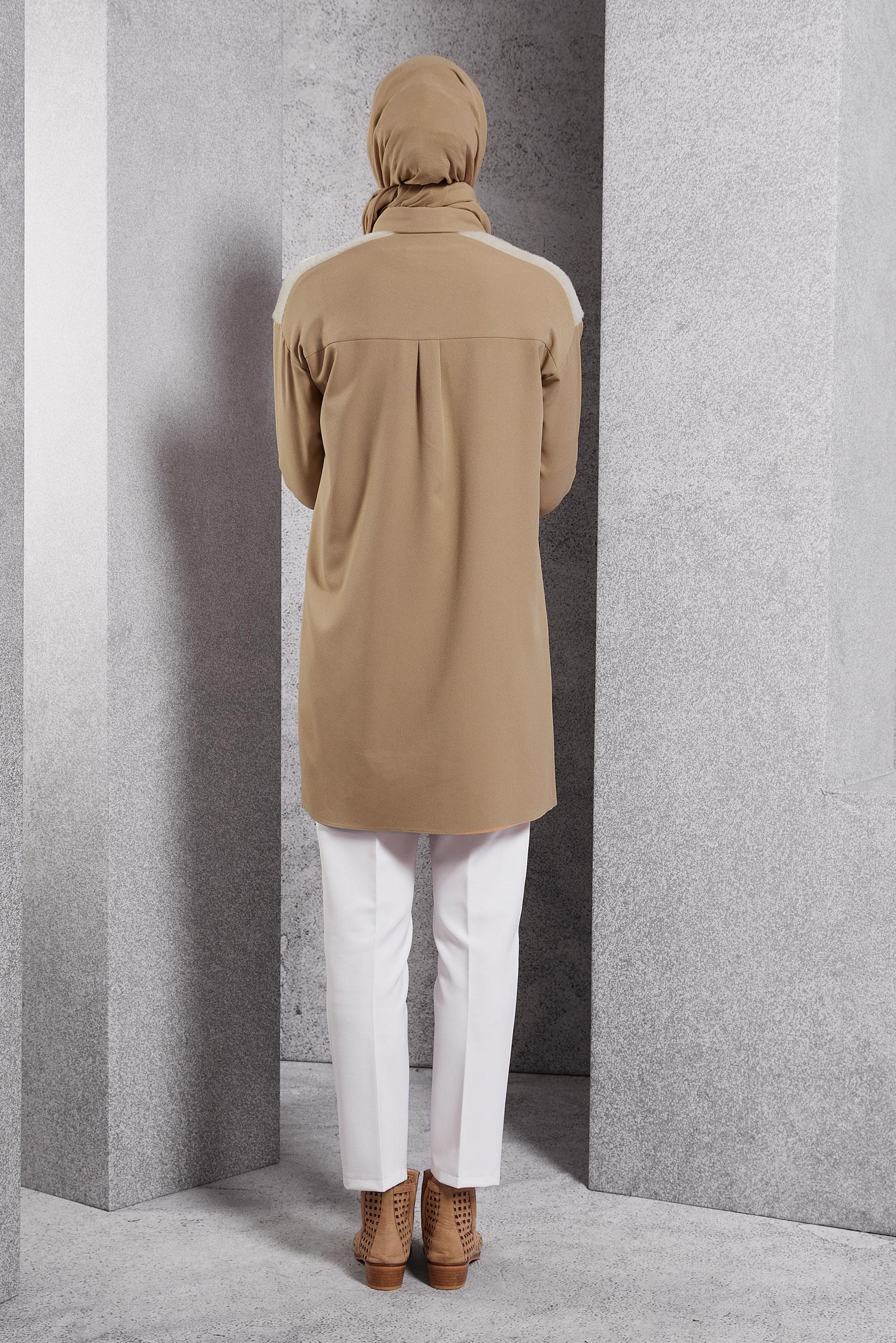 Tesettür giyim KUM BROŞ DETAYLI TESETTÜR TUNİK 45148