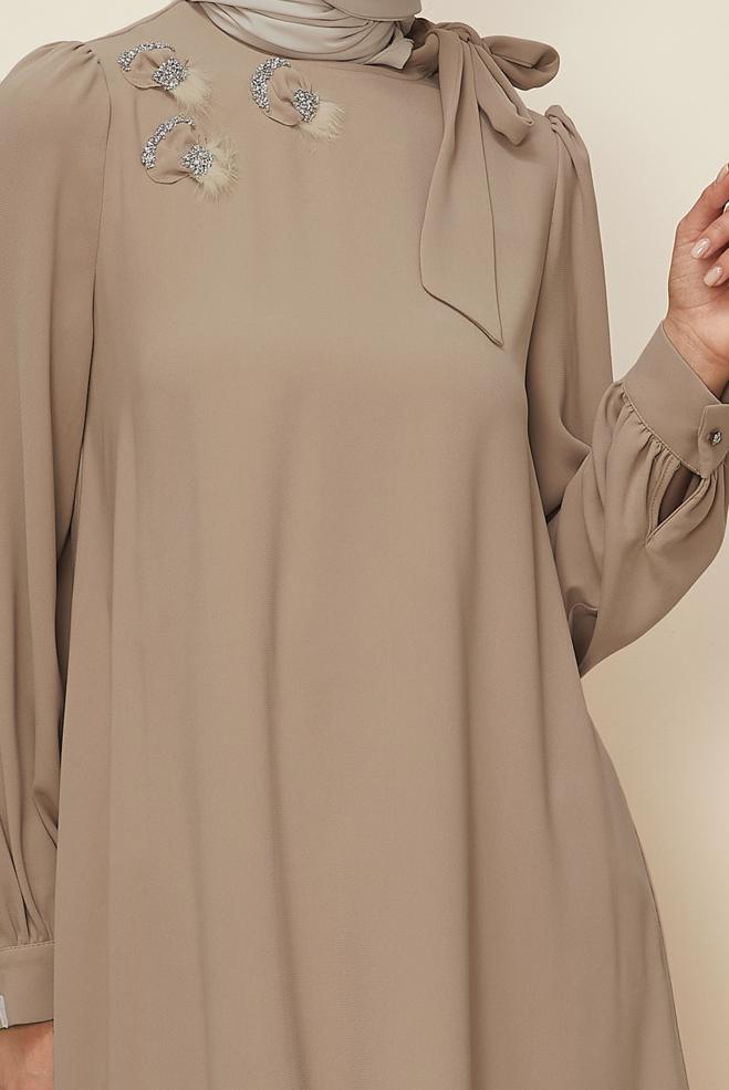 Vêtements hijab BRUN TUNIQUE À COL NOUÉ 45171 - ALVİNA