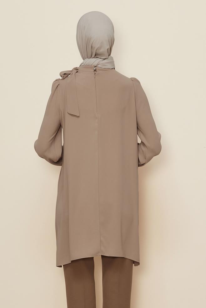 Vêtements hijab BRUN TUNIQUE À COL NOUÉ 45171 - ALVİNA