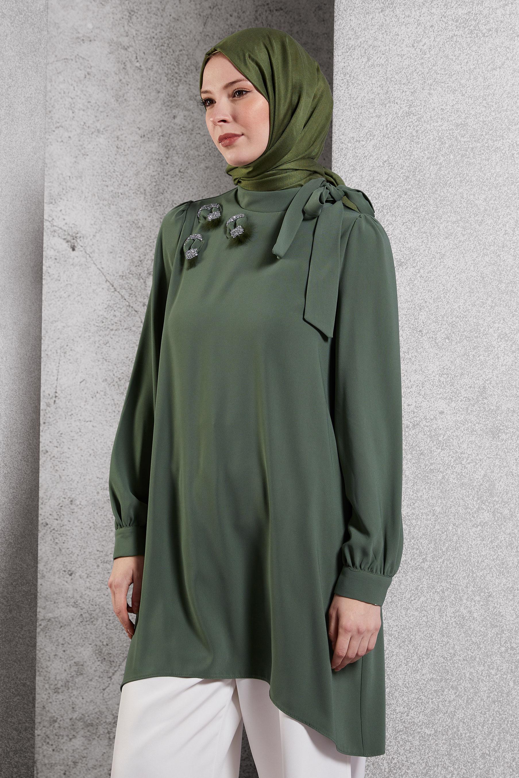 Tesettür giyim HAKİ YAKASI BAĞLAMALI TUNİK 45171