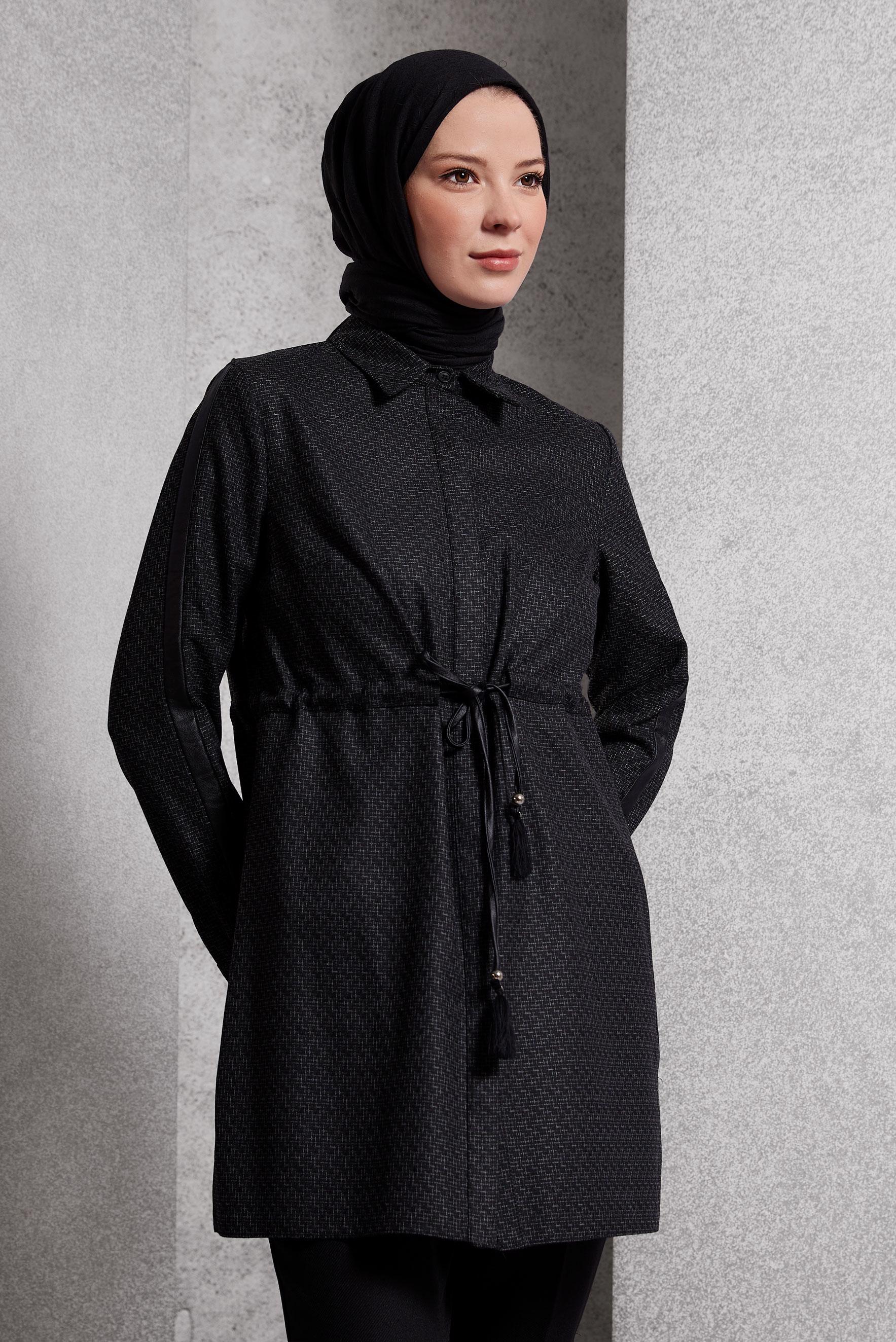 Tesettür giyim SİYAH BELİ BÜZGÜLÜ TUNİK 45178