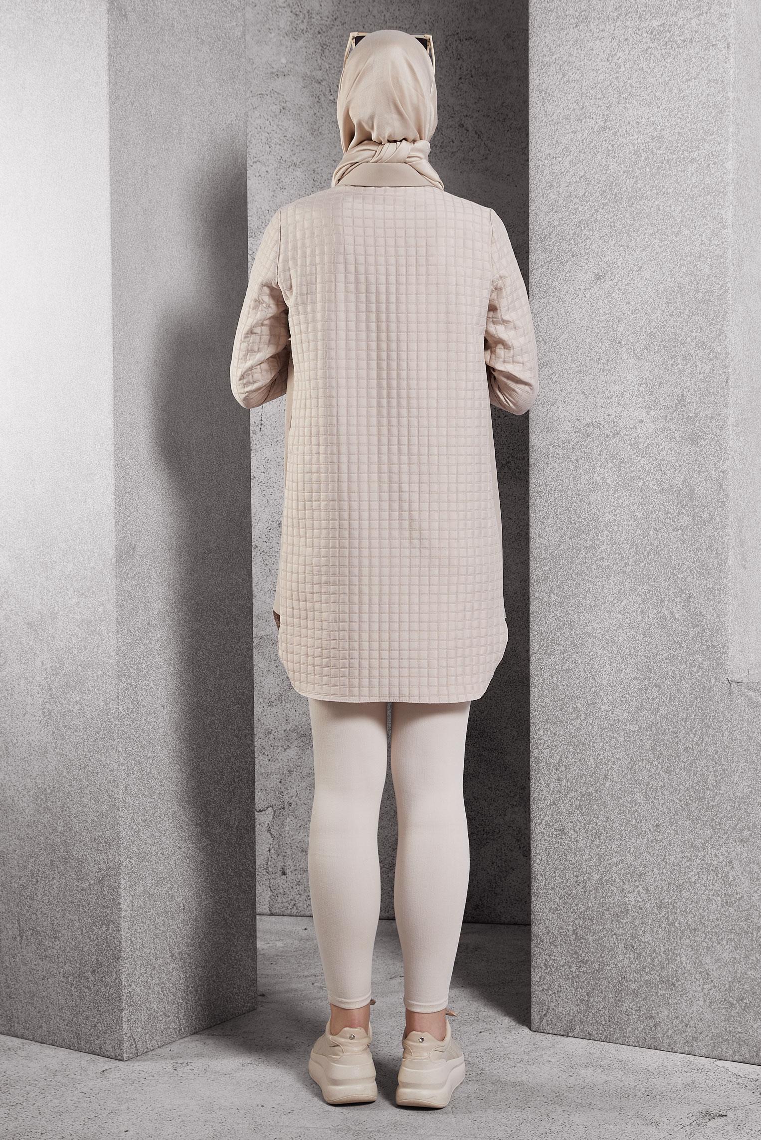 Tesettür giyim EKRU KAPİTONE DESENLİ TUNİK 45193