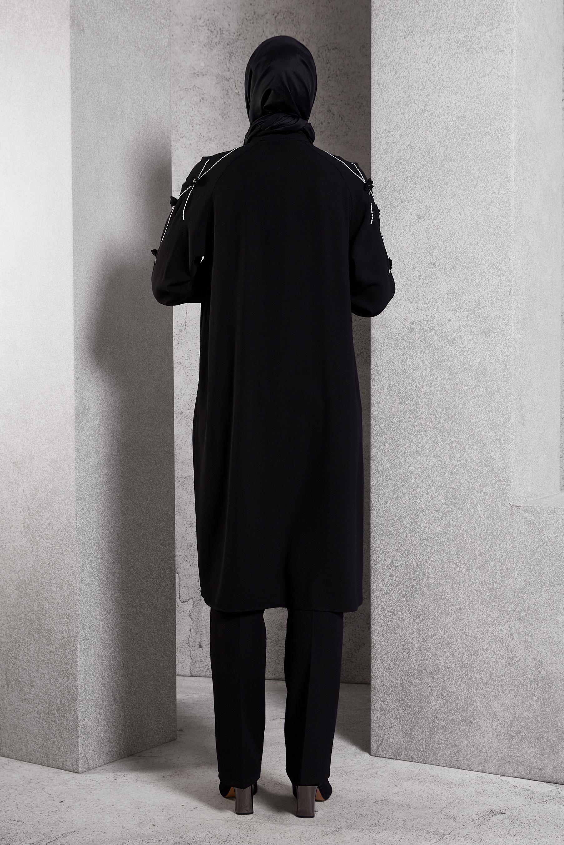 Tesettür giyim SİYAH ÇİÇEK DETAYLI TUNİK 45212