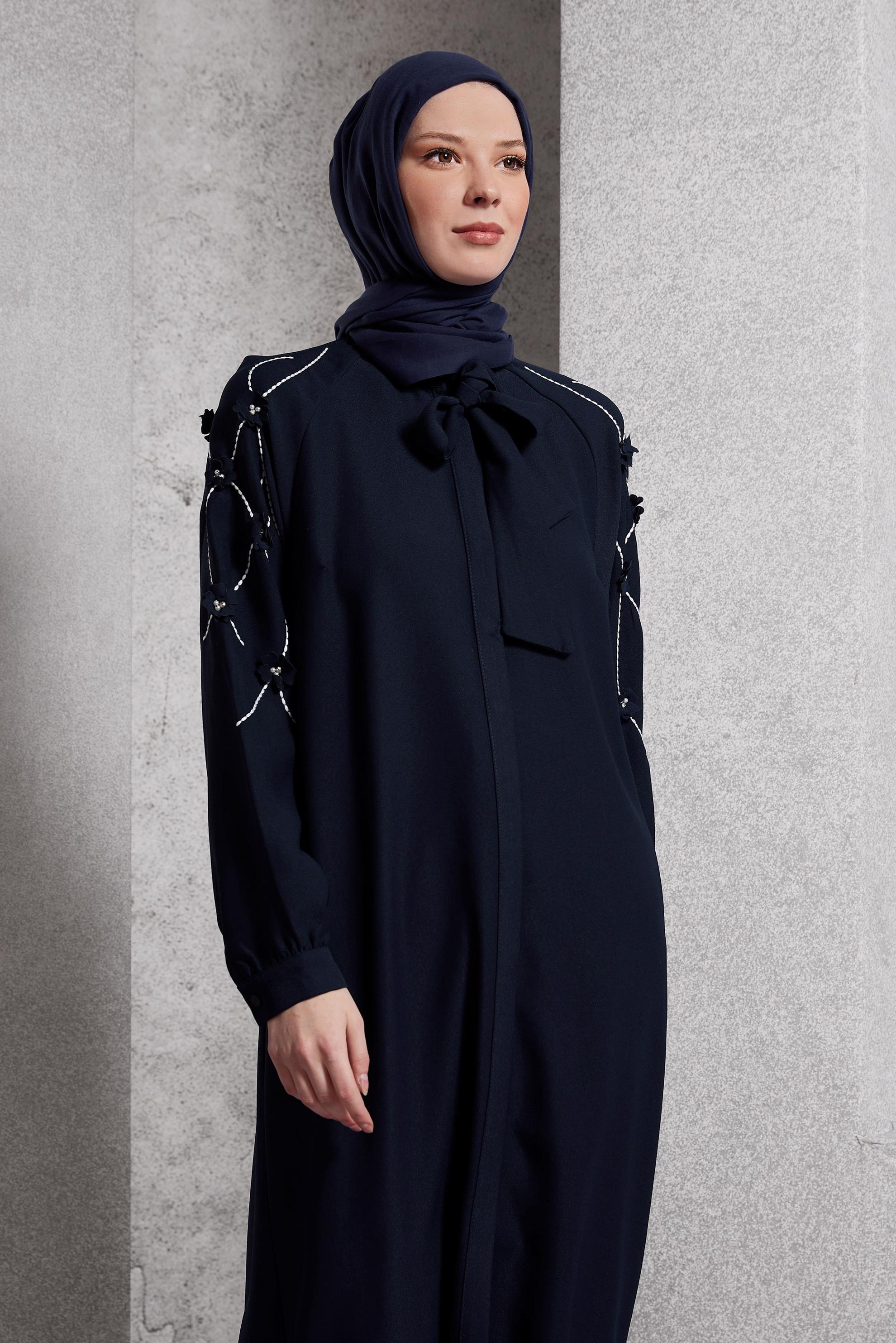 Tesettür giyim LACİVERT ÇİÇEK DETAYLI TUNİK 45212