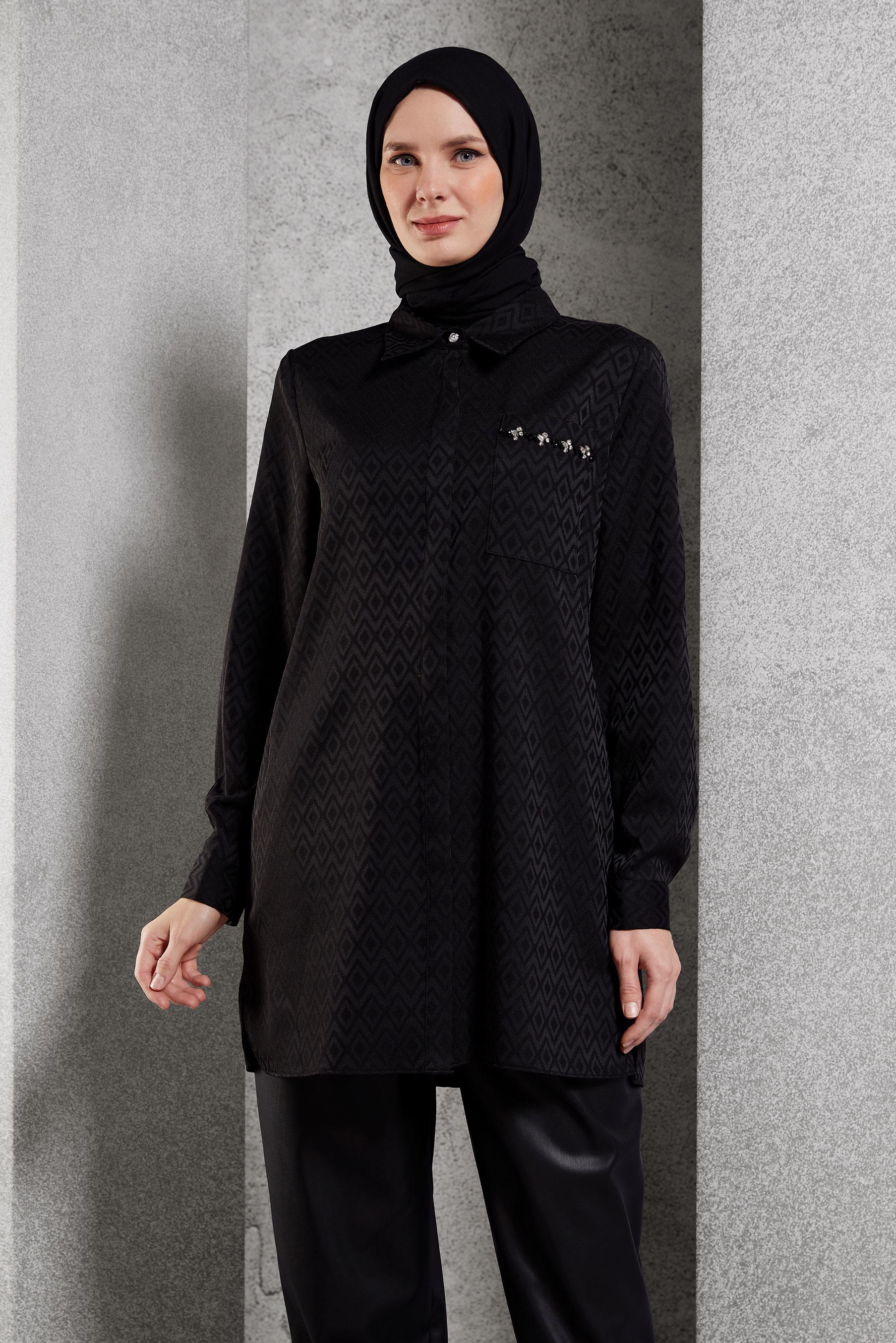 Tesettür giyim SİYAH JAKARLI SATEN TUNİK 45230
