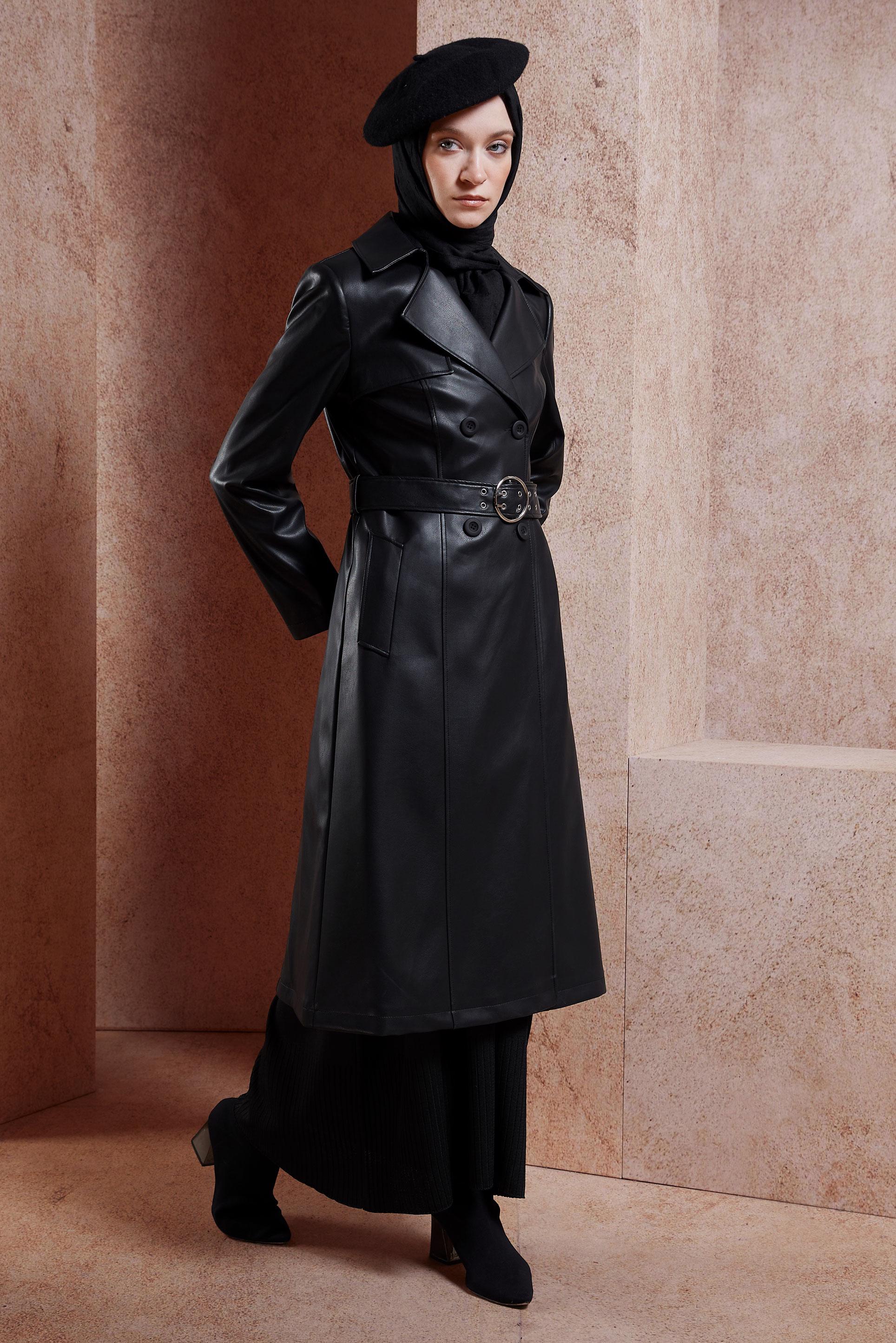 Tesettür giyim SİYAH SUNİ DERİ KEMERLİ TRENÇKOT 10905