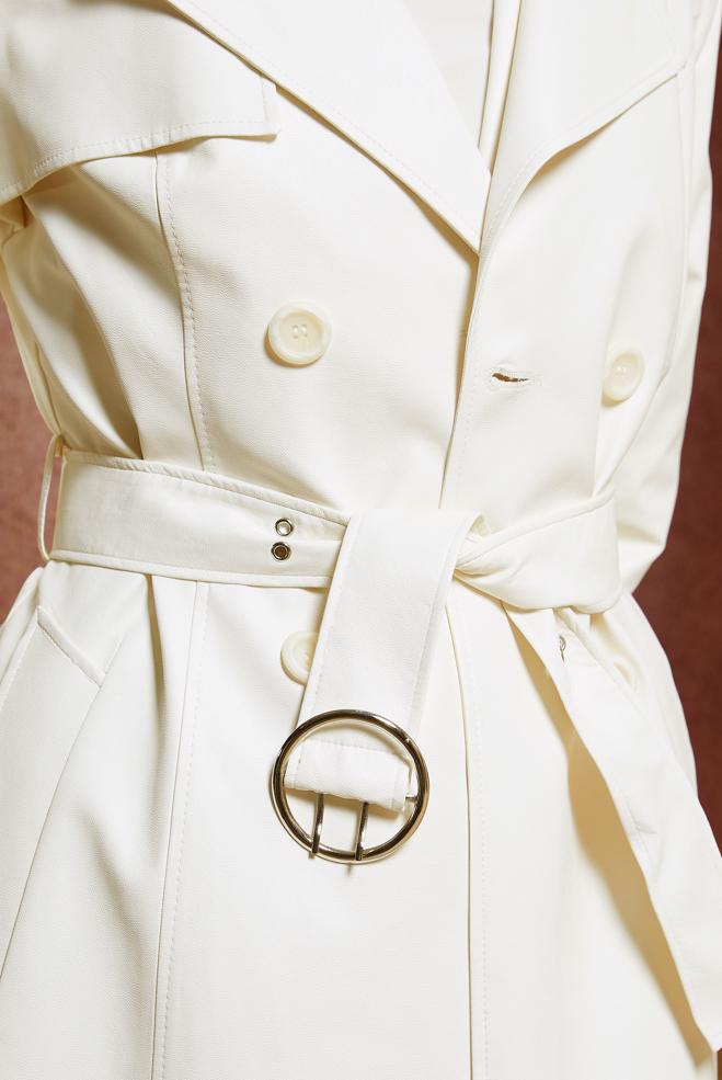 Hijab clothing WHITE FAUX LEATHER BELTED TRENCH COAT 10905 - ALVİNA