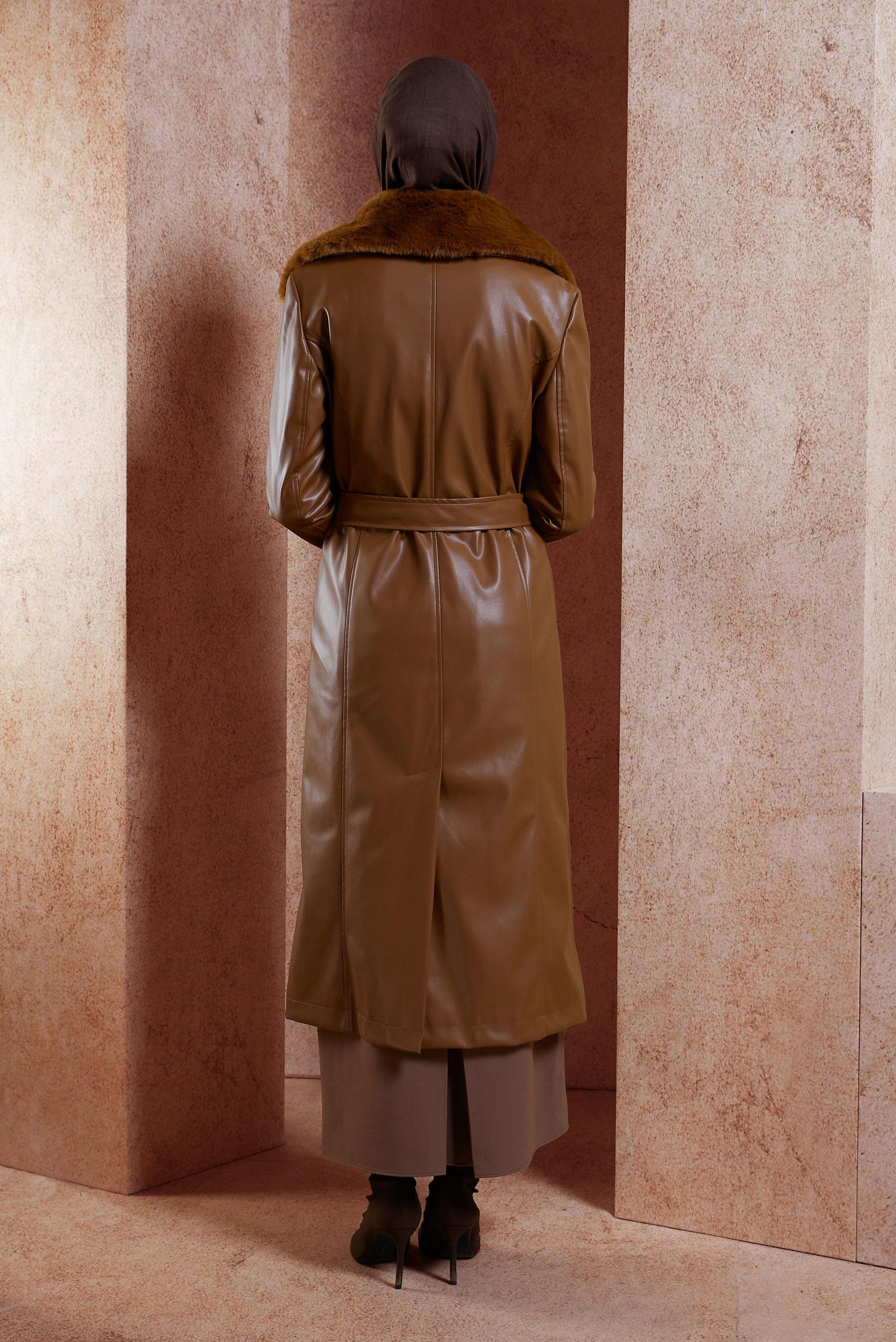 Tesettür giyim TABA KUŞAKLI SUNİ DERİ TRENÇKOT 10908