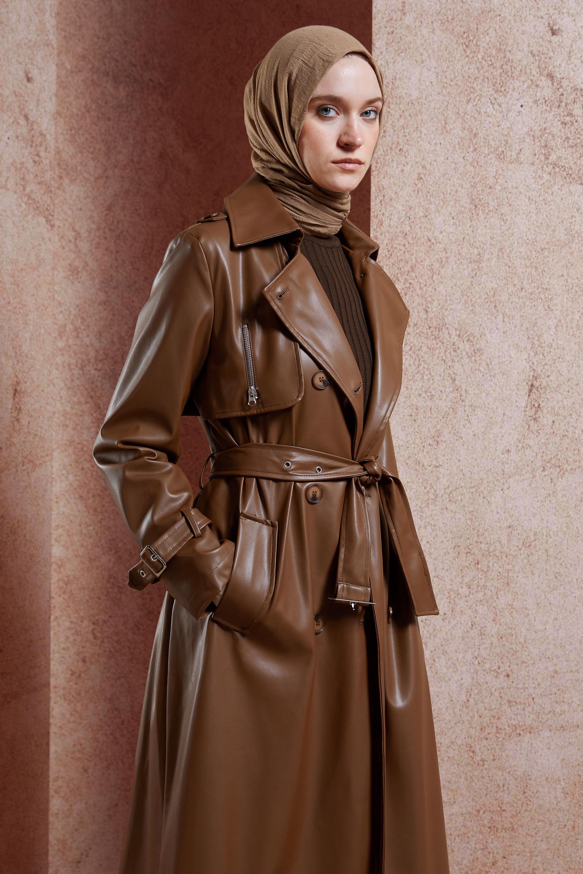 Tesettür giyim TABA KEMERLİ SUNİ DERİ TRENÇKOT 10910