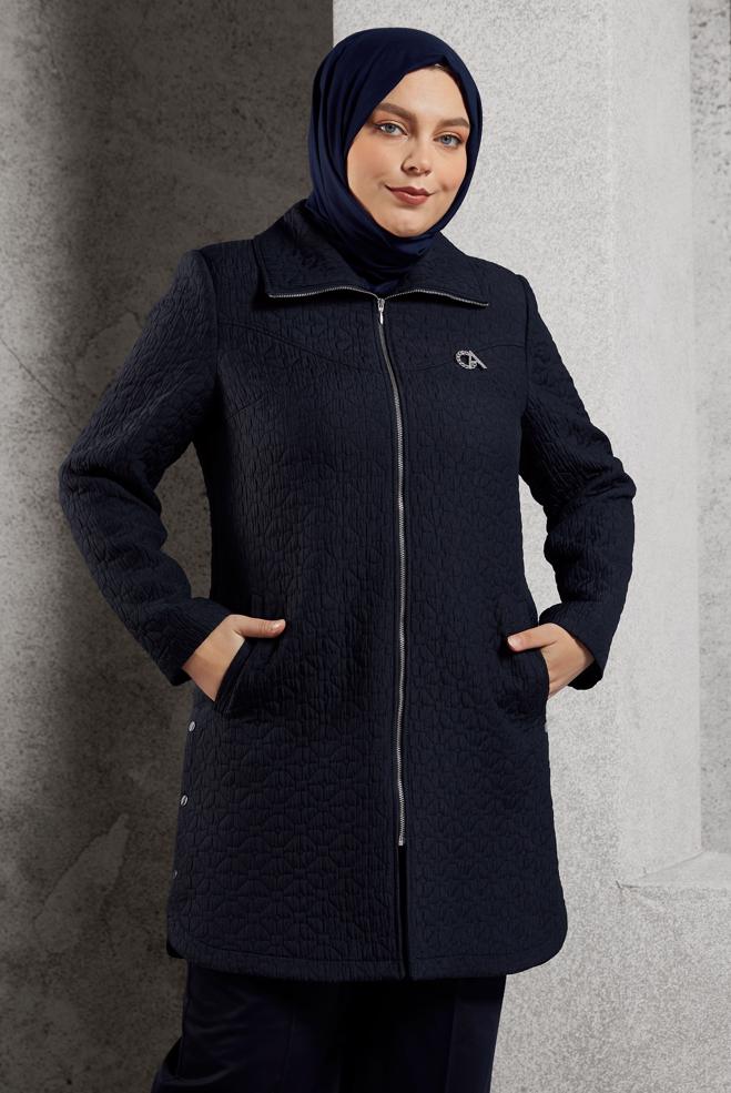 Vêtements hijab BLEU MARINE TRENCH-COAT MATELASSÉ 10930 - ALVİNA