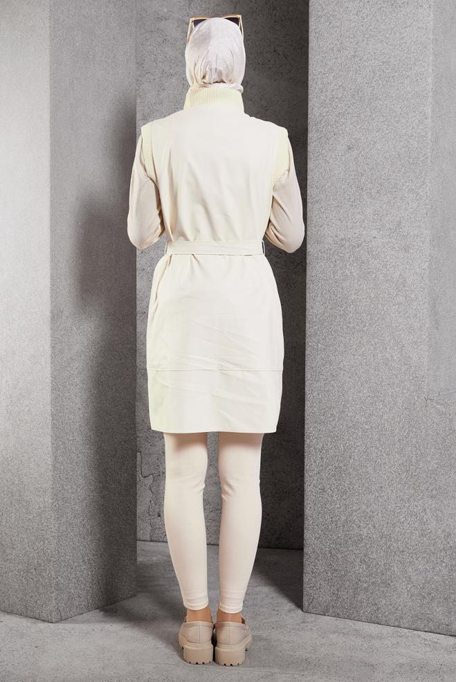 Vêtements hijab BLANC GILET EN SIMILI CUIR AVEC CEINTURE 45239 - ALVİNA