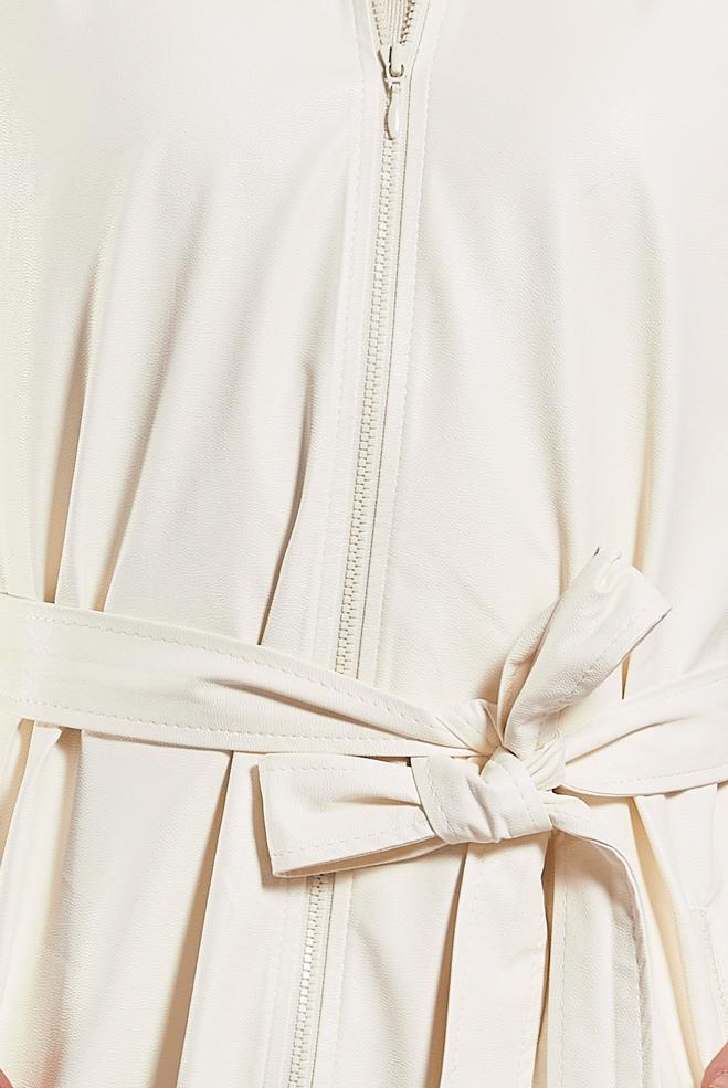 Vêtements hijab BLANC GILET EN SIMILI CUIR AVEC CEINTURE 45239 - ALVİNA