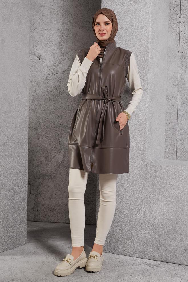 Vêtements hijab VISON GILET EN SIMILI CUIR AVEC CEINTURE 45239 - ALVİNA