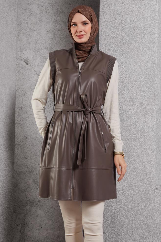 Vêtements hijab VISON GILET EN SIMILI CUIR AVEC CEINTURE 45239 - ALVİNA