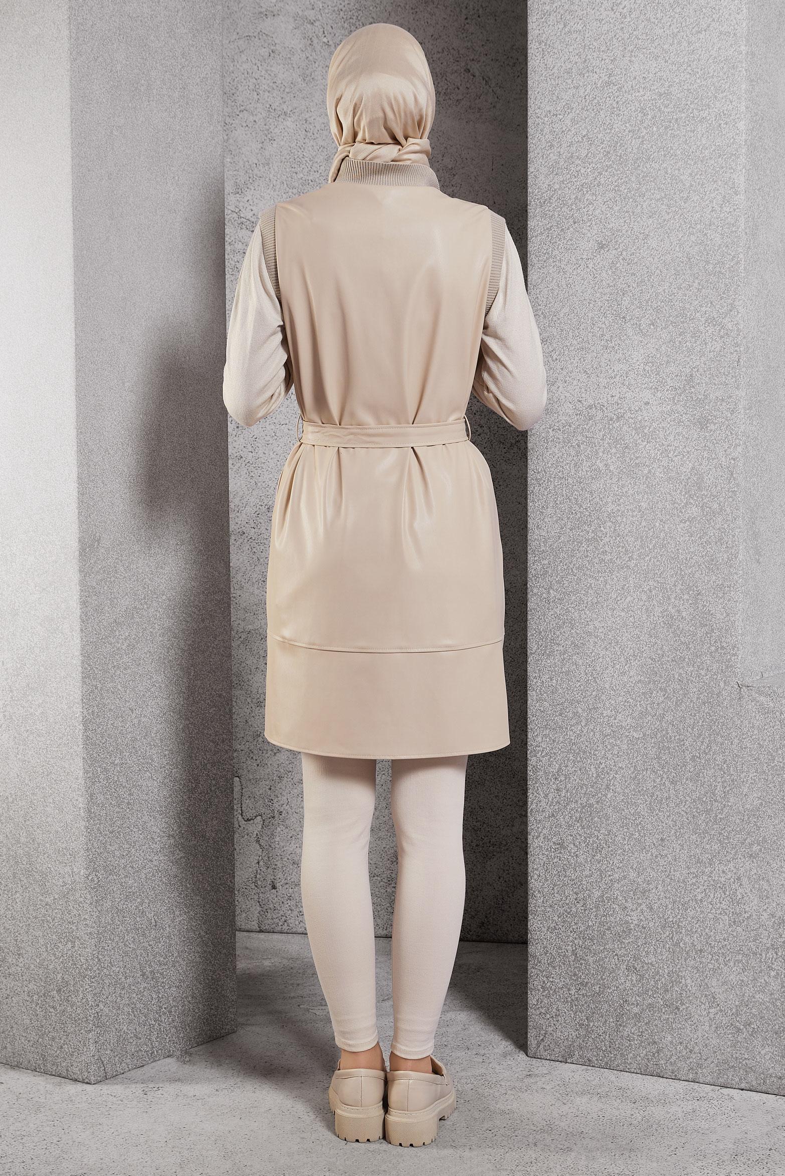 Tesettür giyim BEJ KUŞAKLI SUNİ DERİ YELEK 45239