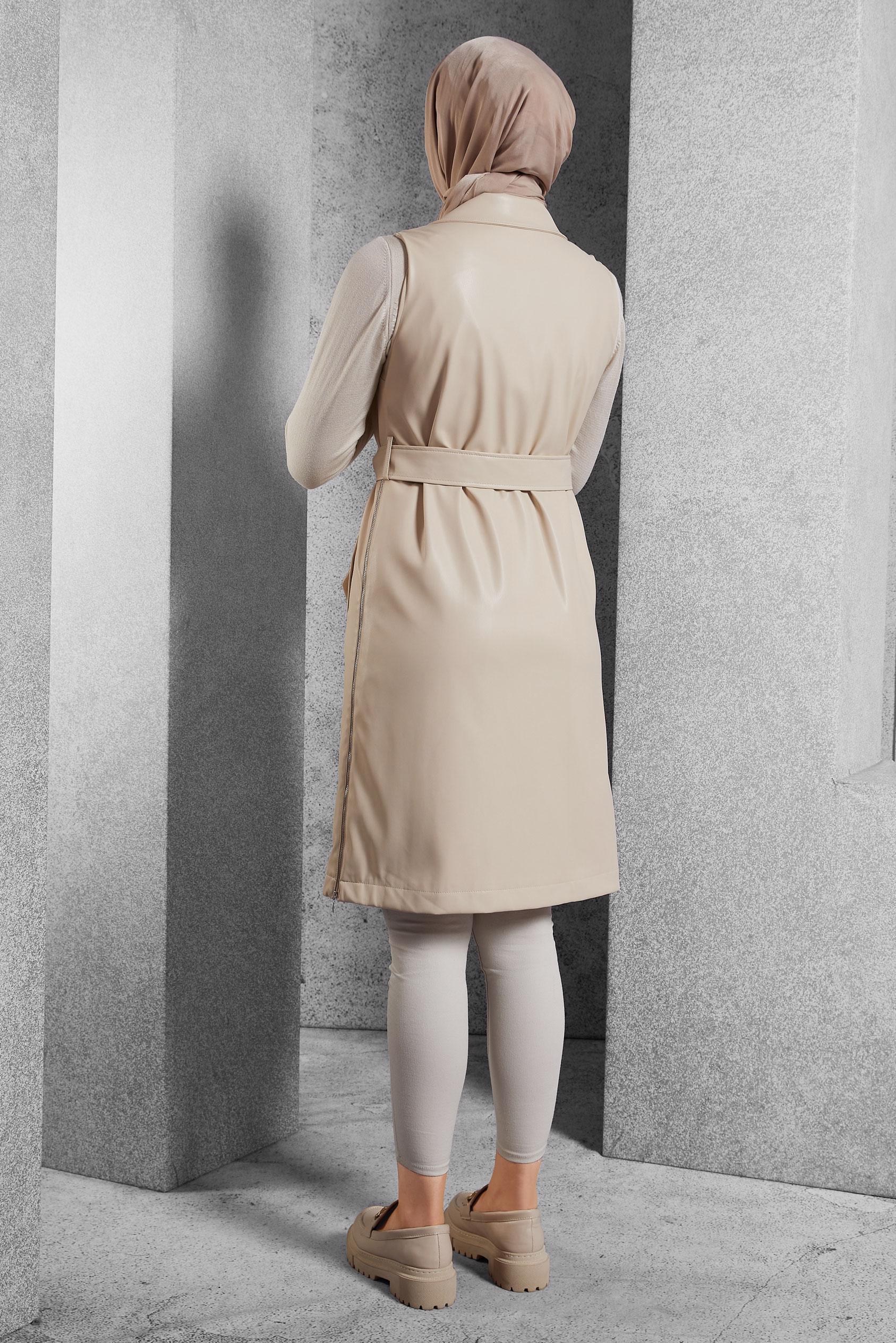 Vêtements hijab BEIGE GILET EN SIMILI CUIR AVEC CEINTURE 45241