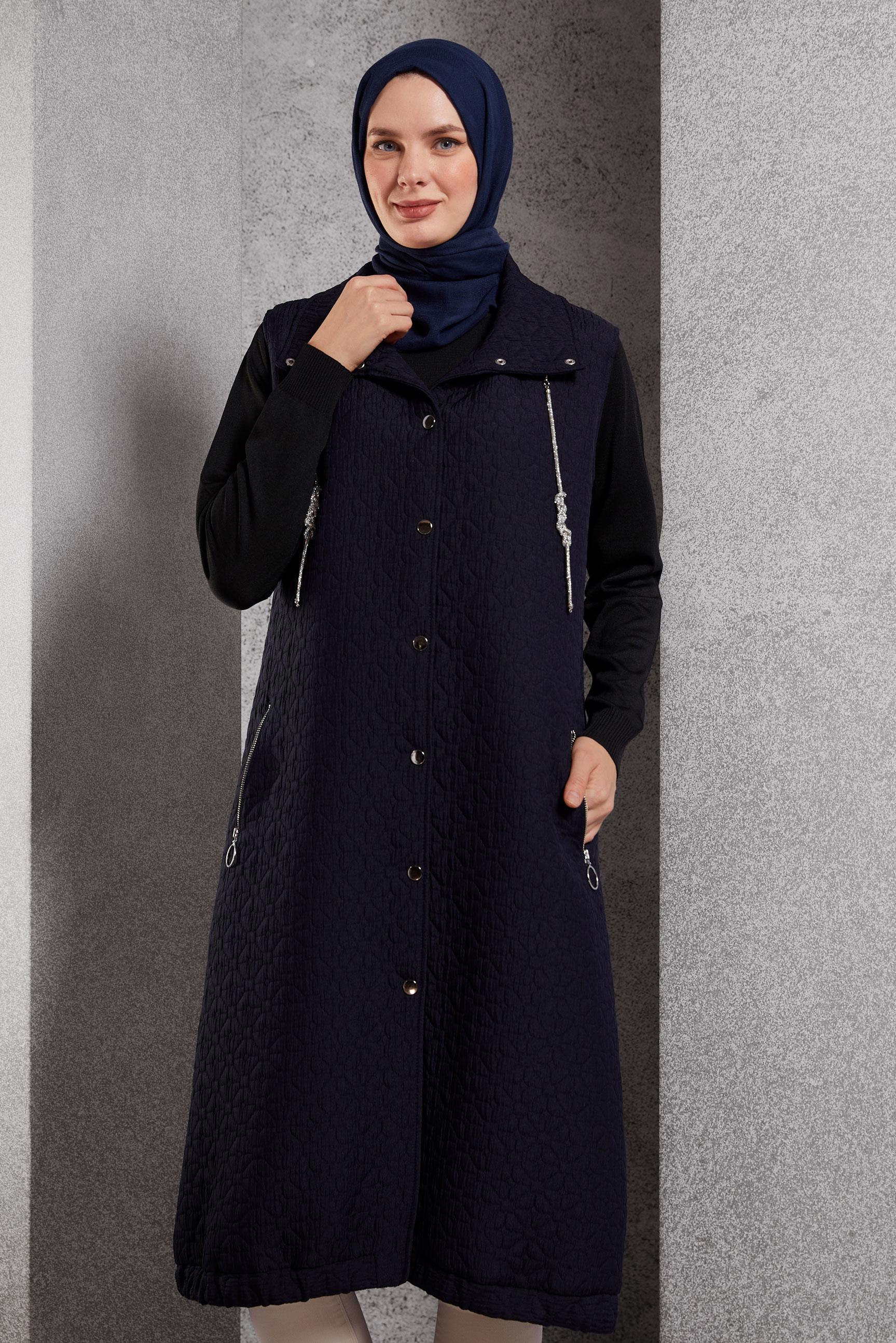 Tesettür giyim LACİVERT CEPLİ KAPİTONE YELEK 45243
