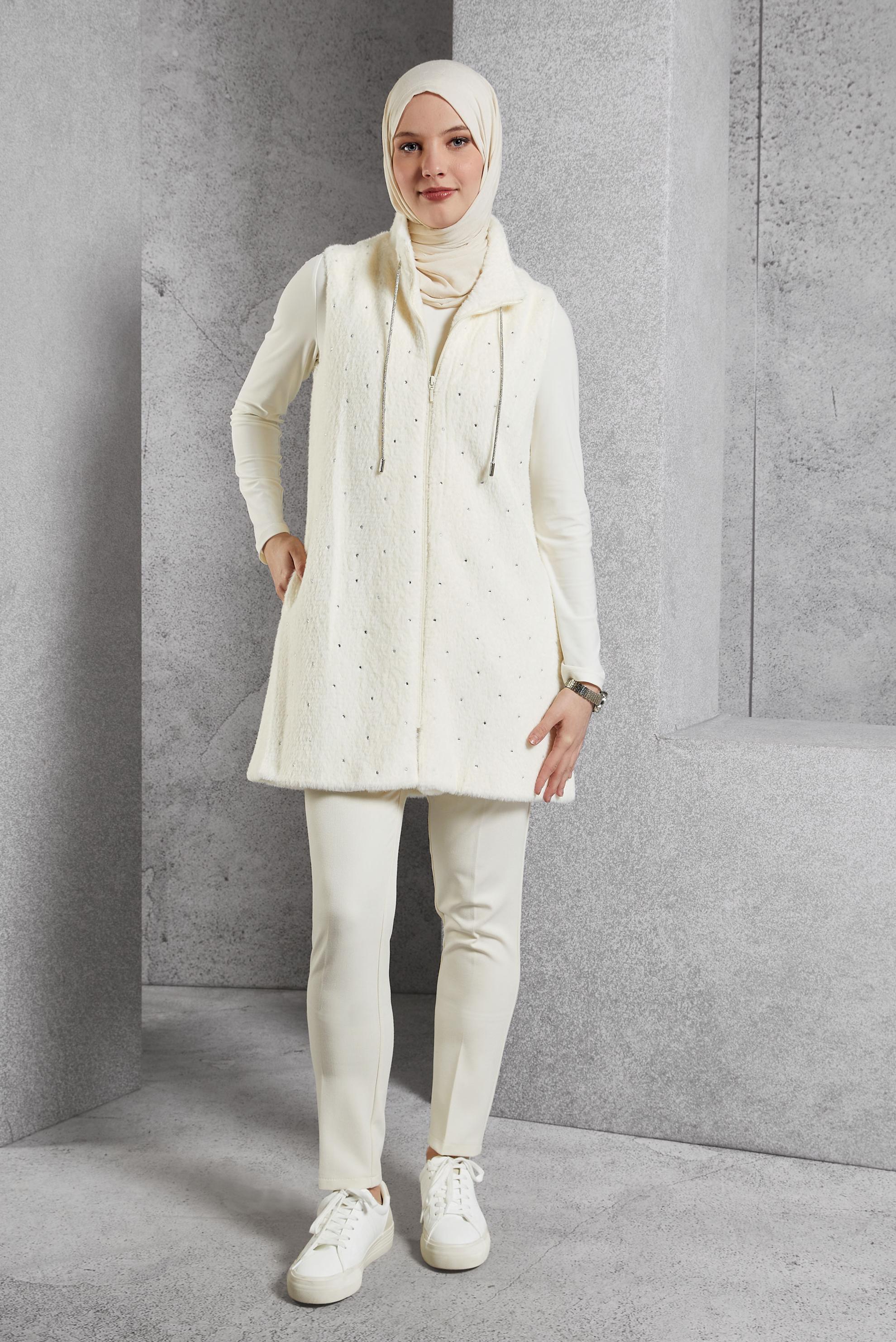 Vêtements hijab BLANC GILET AVEC DÉTAIL DE GEMMES 45267