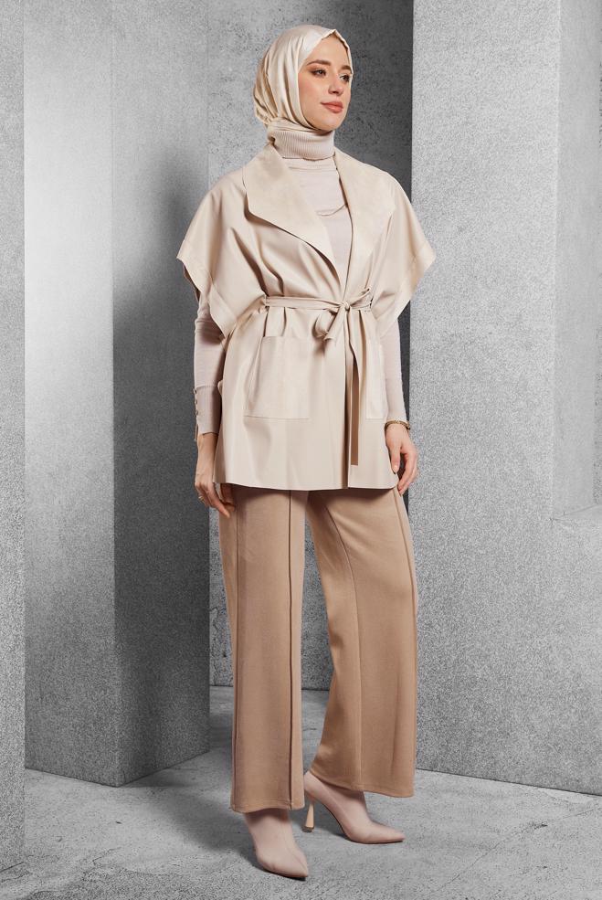 Vêtements hijab BEIGE GILET EN SIMILI CUIR AVEC CEINTURE 45276 - ALVİNA