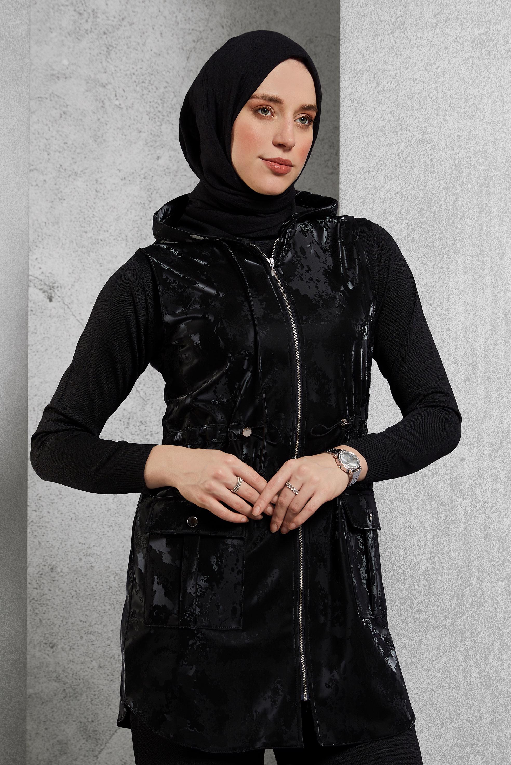 Hijab clothing BLACK HOODED FAUX LEATHER VEST 45281