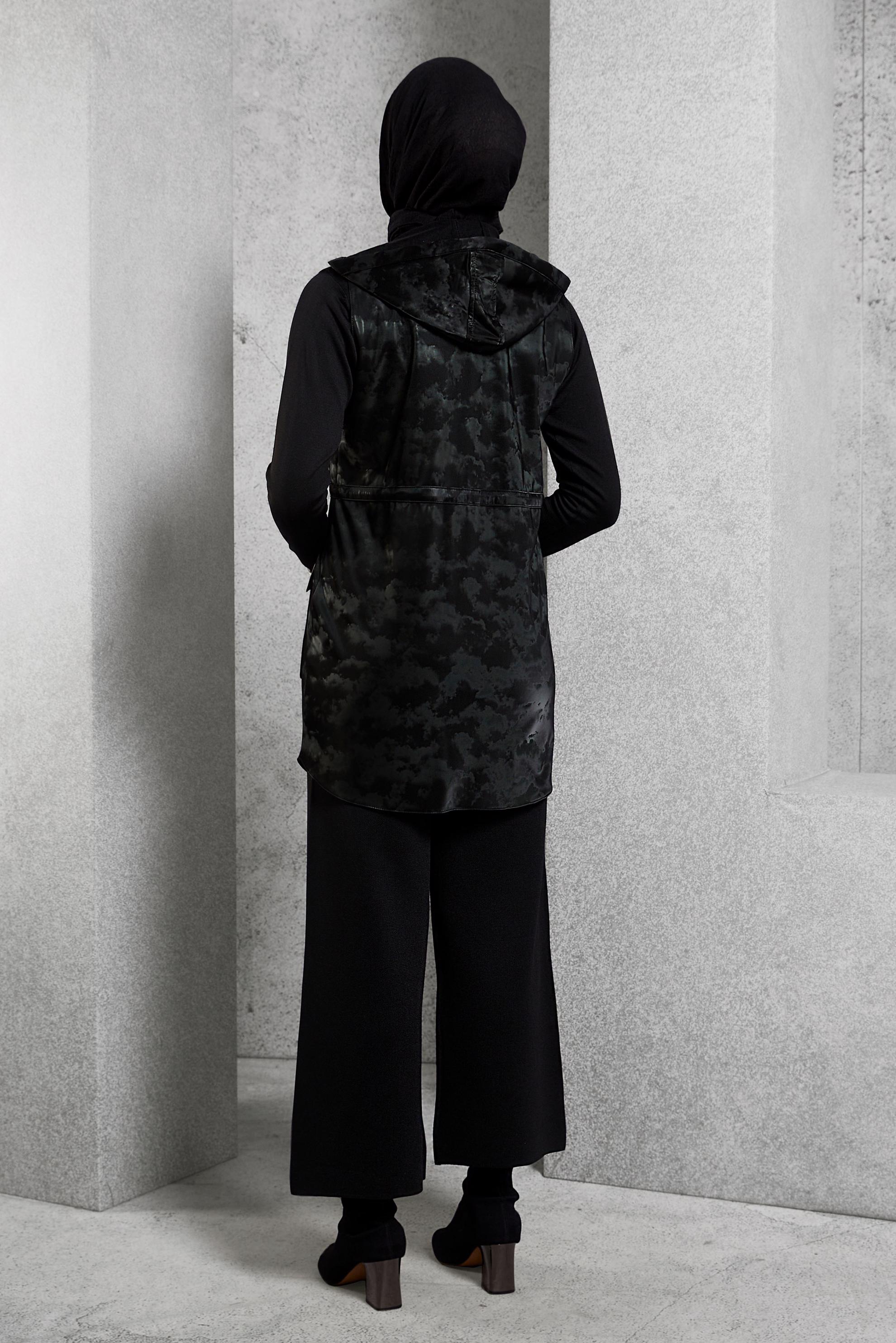 Hijab clothing BLACK HOODED FAUX LEATHER VEST 45281-1  