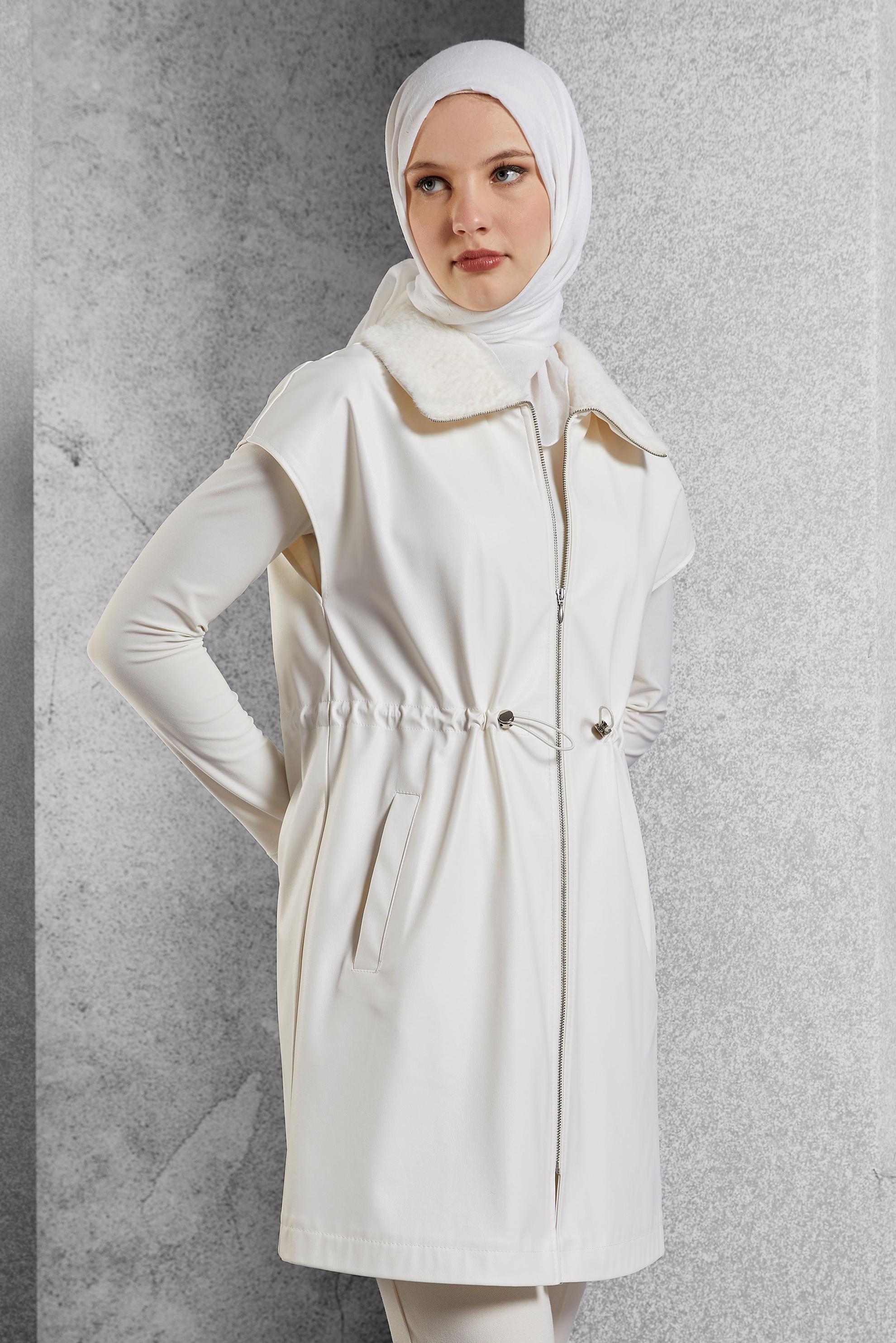 Vêtements hijab BLANC GILET EN SIMILI CUIR 45289