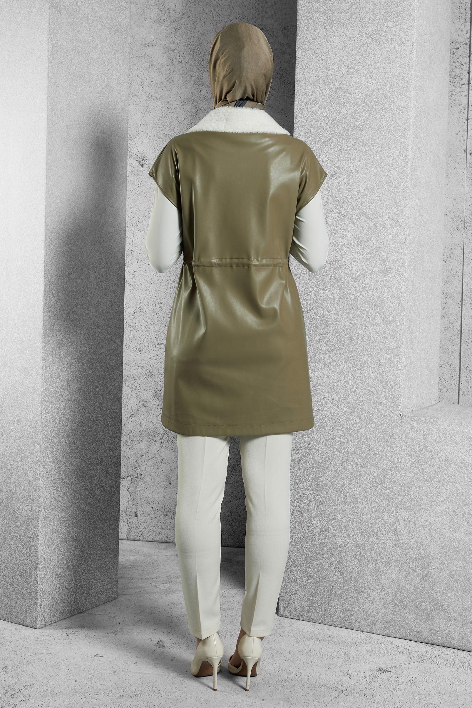 Vêtements hijab KAKI GILET EN SIMILI CUIR 45289