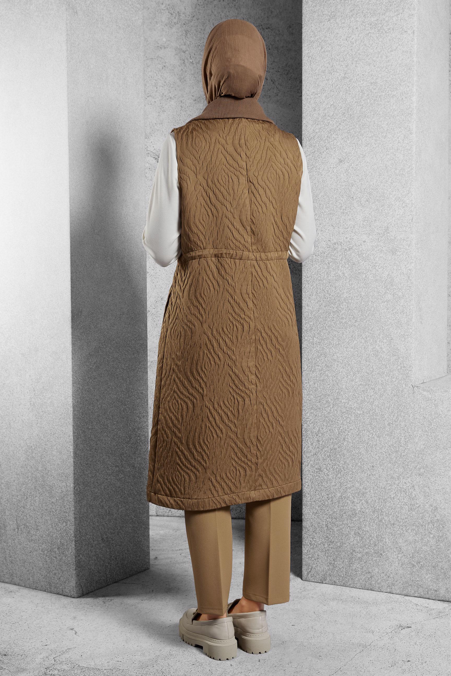 Vêtements hijab BRUN GILET À TAILLE FUMÉE 45304