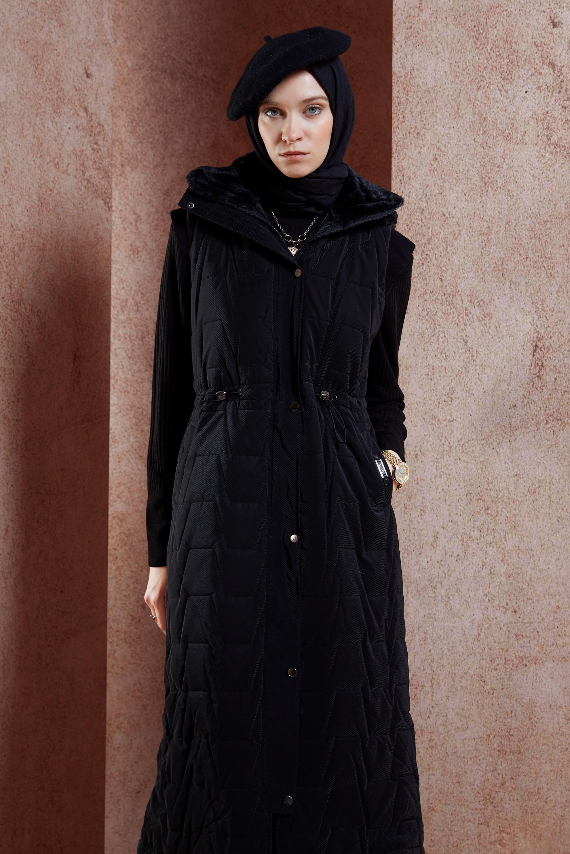 Hijab clothing BLACK HOODED VEST 90529