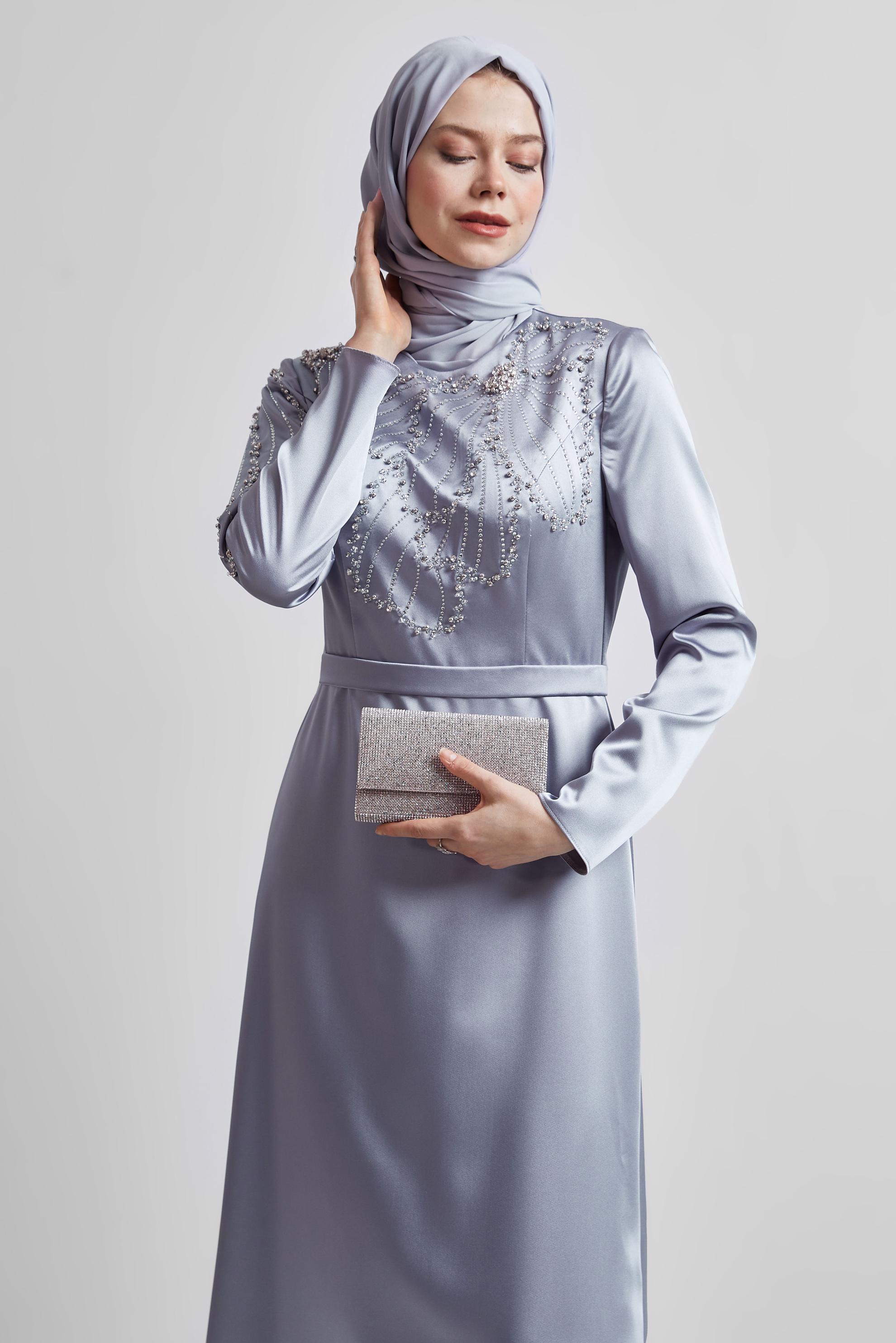 Tesettür giyim GRİ TAŞLI SATEN ABİYE ELBİSE 50435