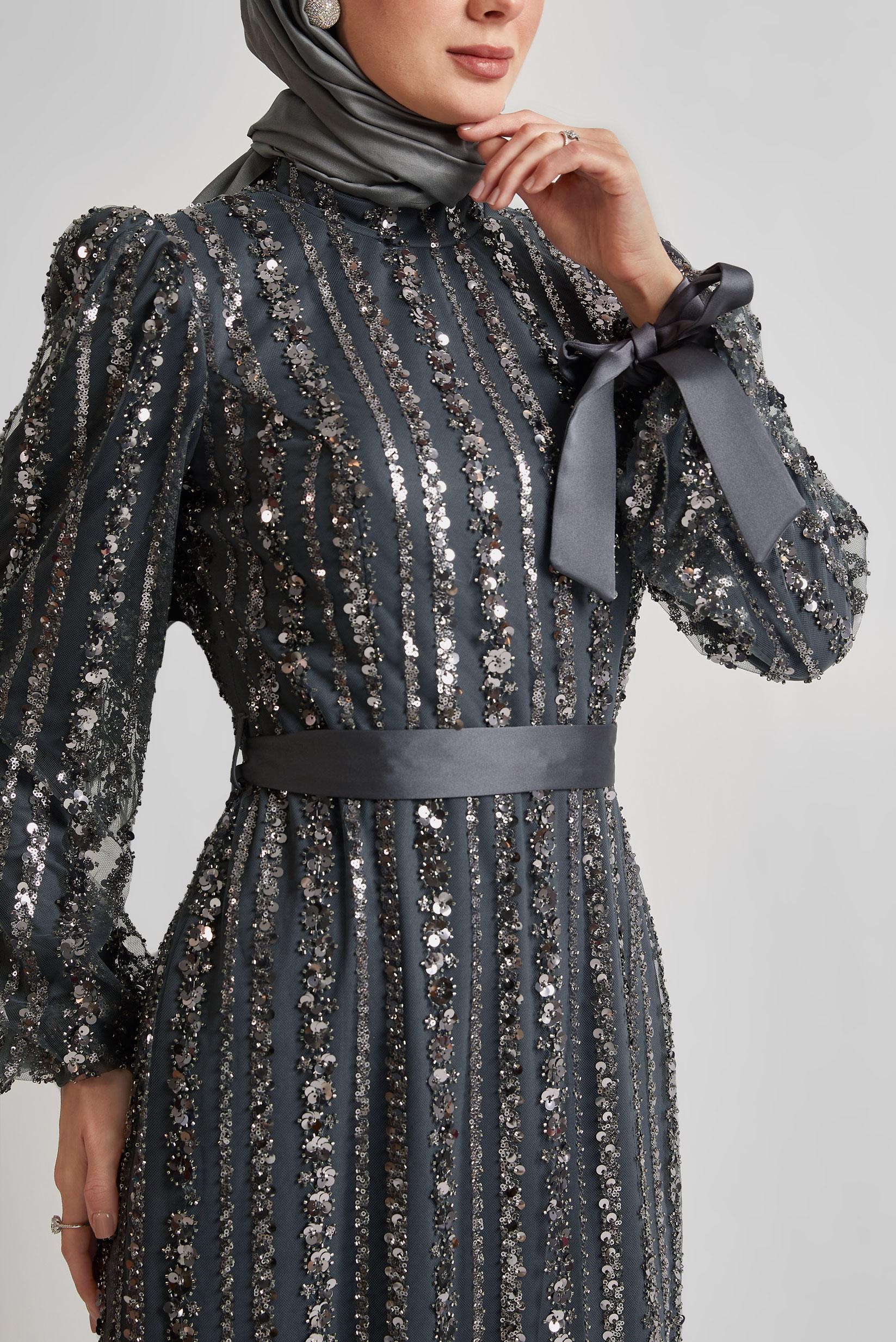 Tesettür giyim GRİ KUŞAKLI PAYETLİ ABİYE ELBİSE 50500