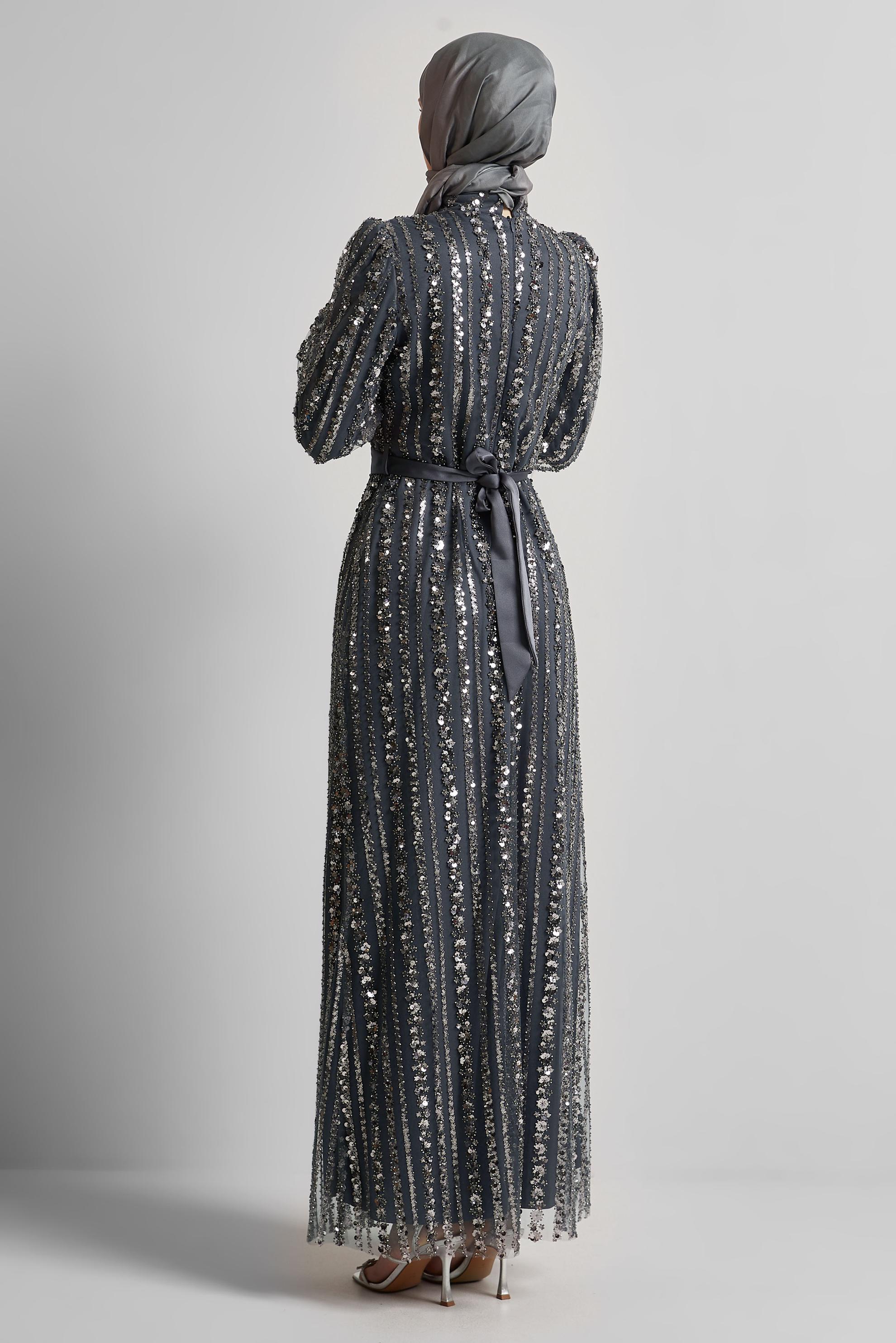 Tesettür giyim GRİ KUŞAKLI PAYETLİ ABİYE ELBİSE 50500