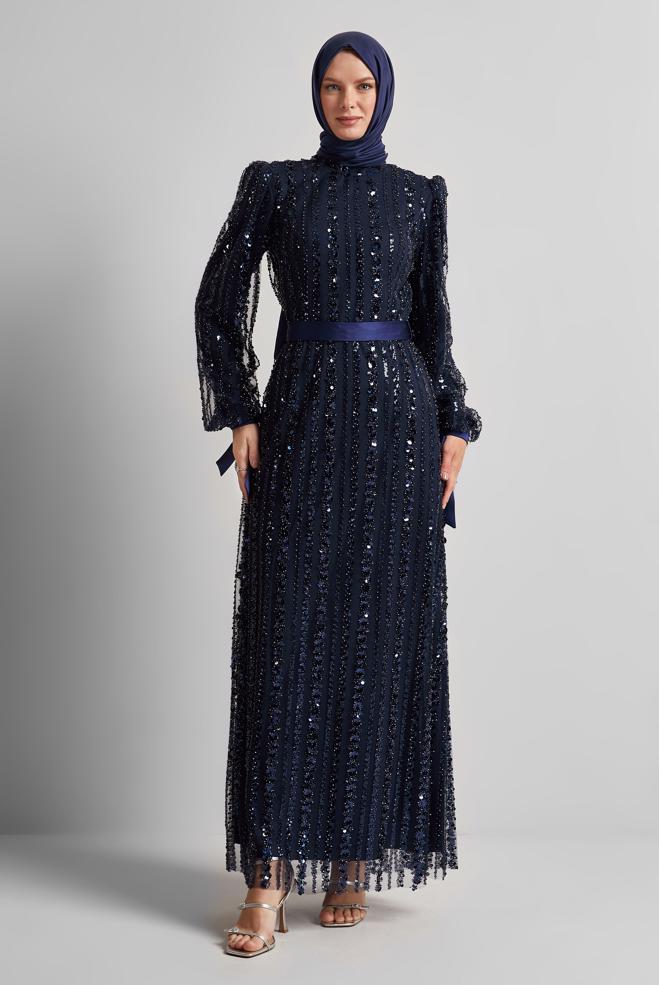 Tesettür giyim LACİVERT KUŞAKLI PAYETLİ ABİYE ELBİSE 50500 - ALVİNA