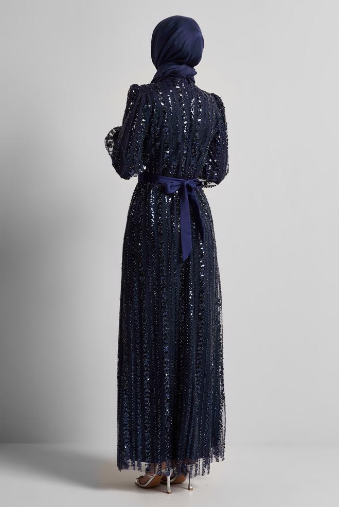 Tesettür giyim LACİVERT KUŞAKLI PAYETLİ ABİYE ELBİSE 50500 - ALVİNA