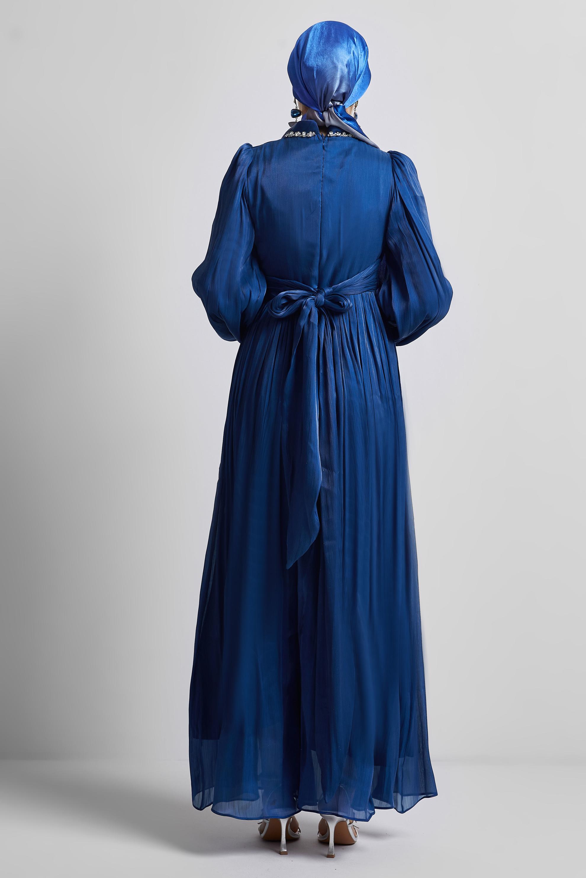 Tesettür giyim LACİVERT BAĞLAMA DETAYLI ABİYE ELBİSE 50505