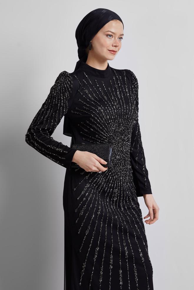 Tesettür giyim SİYAH TAŞ DETAYLI ABİYE ELBİSE 50510 - ALVİNA