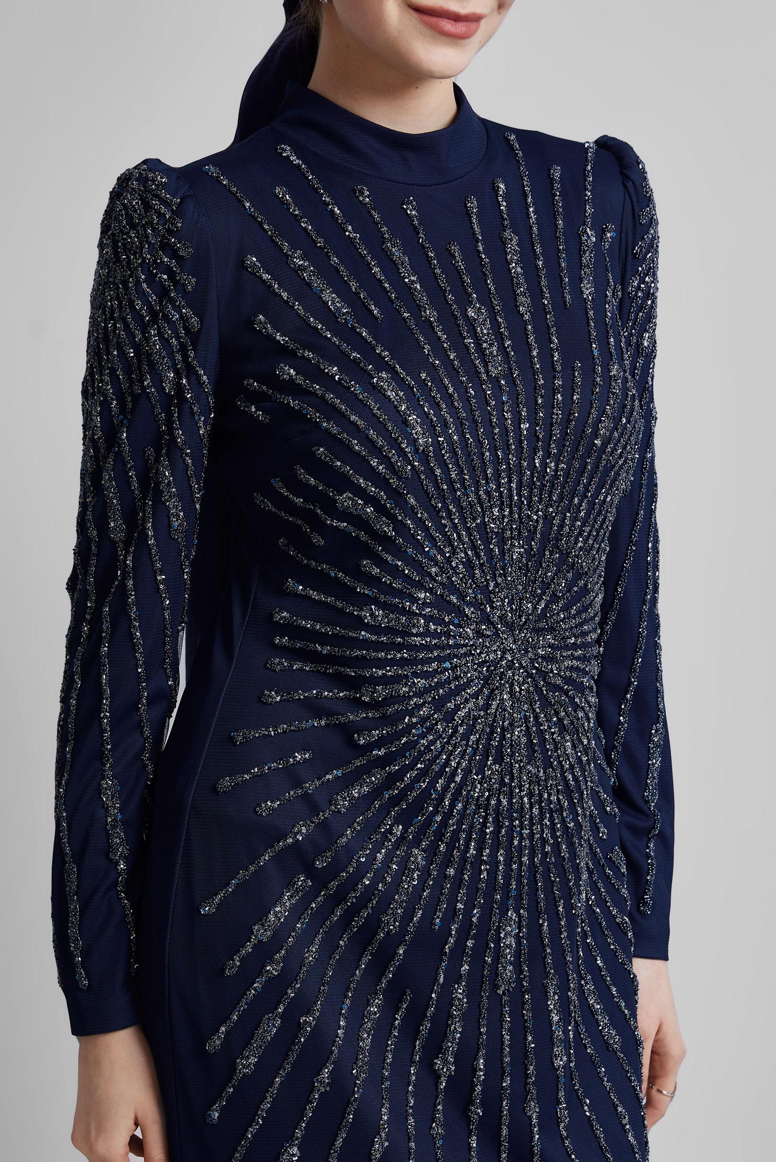 Tesettür giyim LACİVERT TAŞ DETAYLI ABİYE ELBİSE 50510