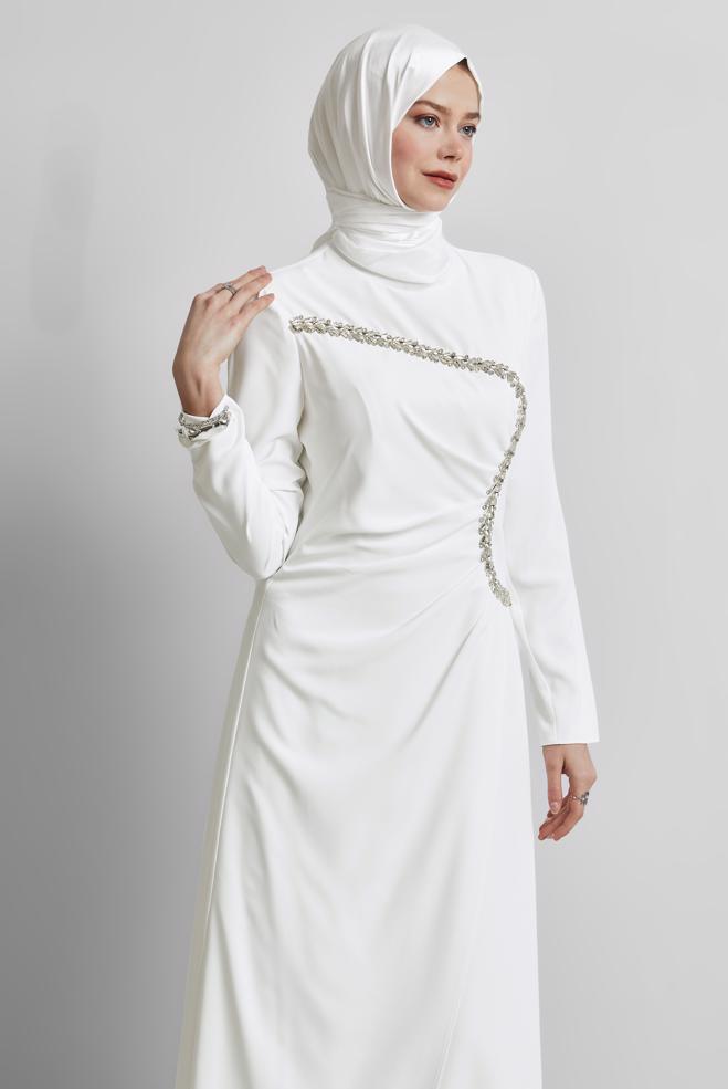 Tesettür giyim BEYAZ TAŞ DETAYLI ABİYE ELBİSE 50515 - ALVİNA