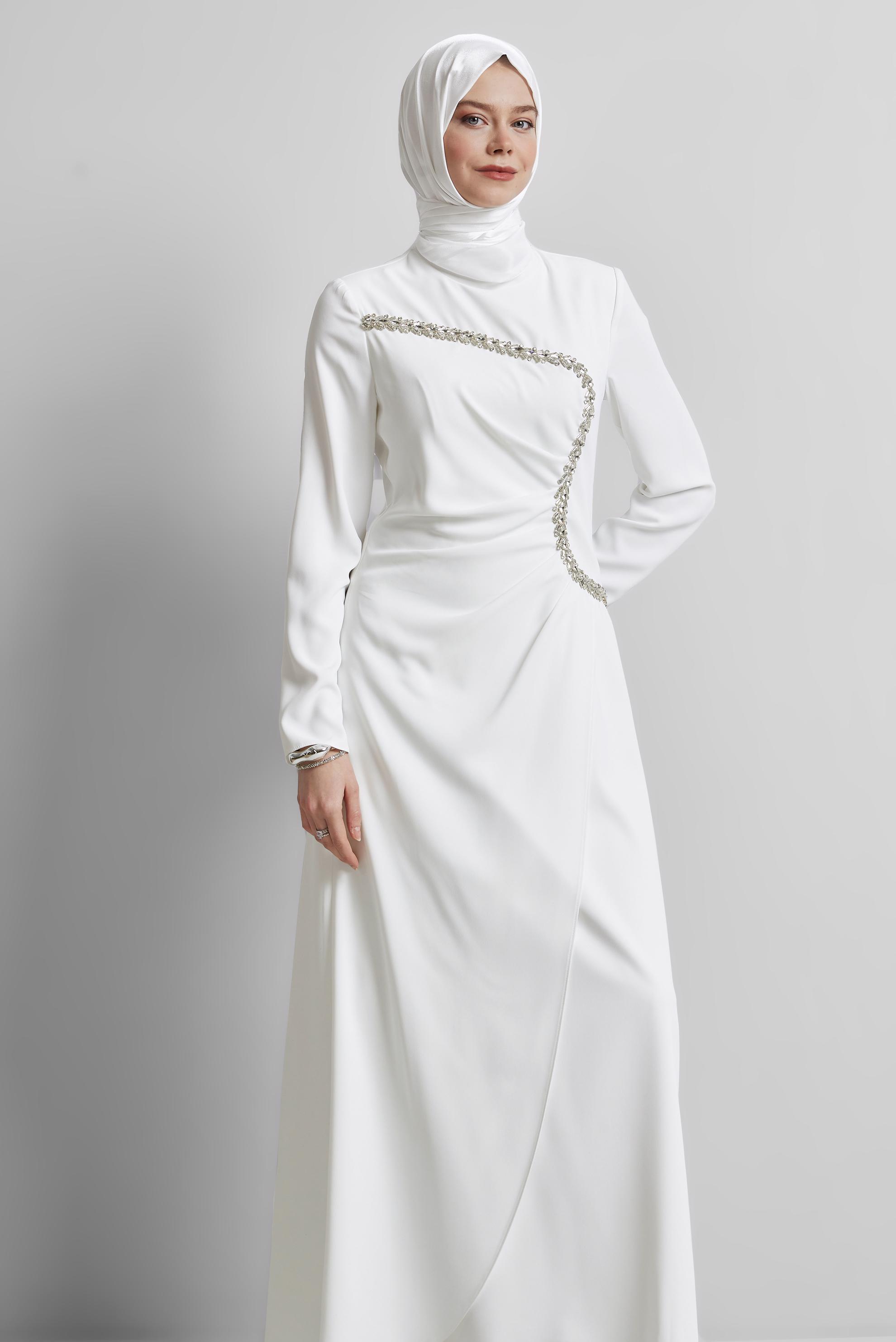 Tesettür giyim BEYAZ TAŞ DETAYLI ABİYE ELBİSE 50515