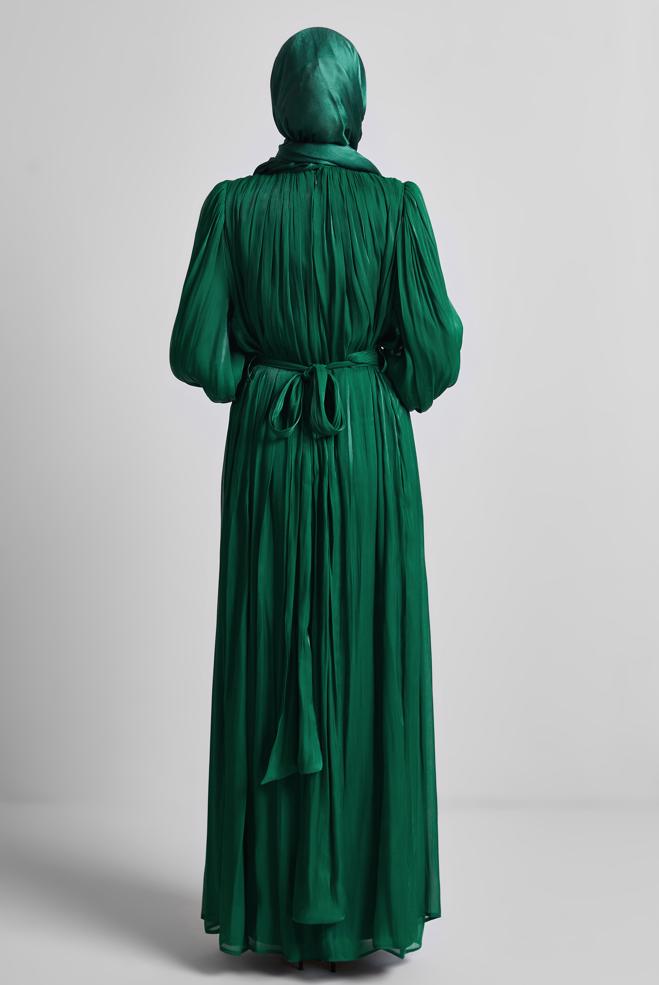 Tesettür giyim YEŞİL KUŞAKLI BROŞLU ABİYE ELBİSE 50517 - ALVİNA