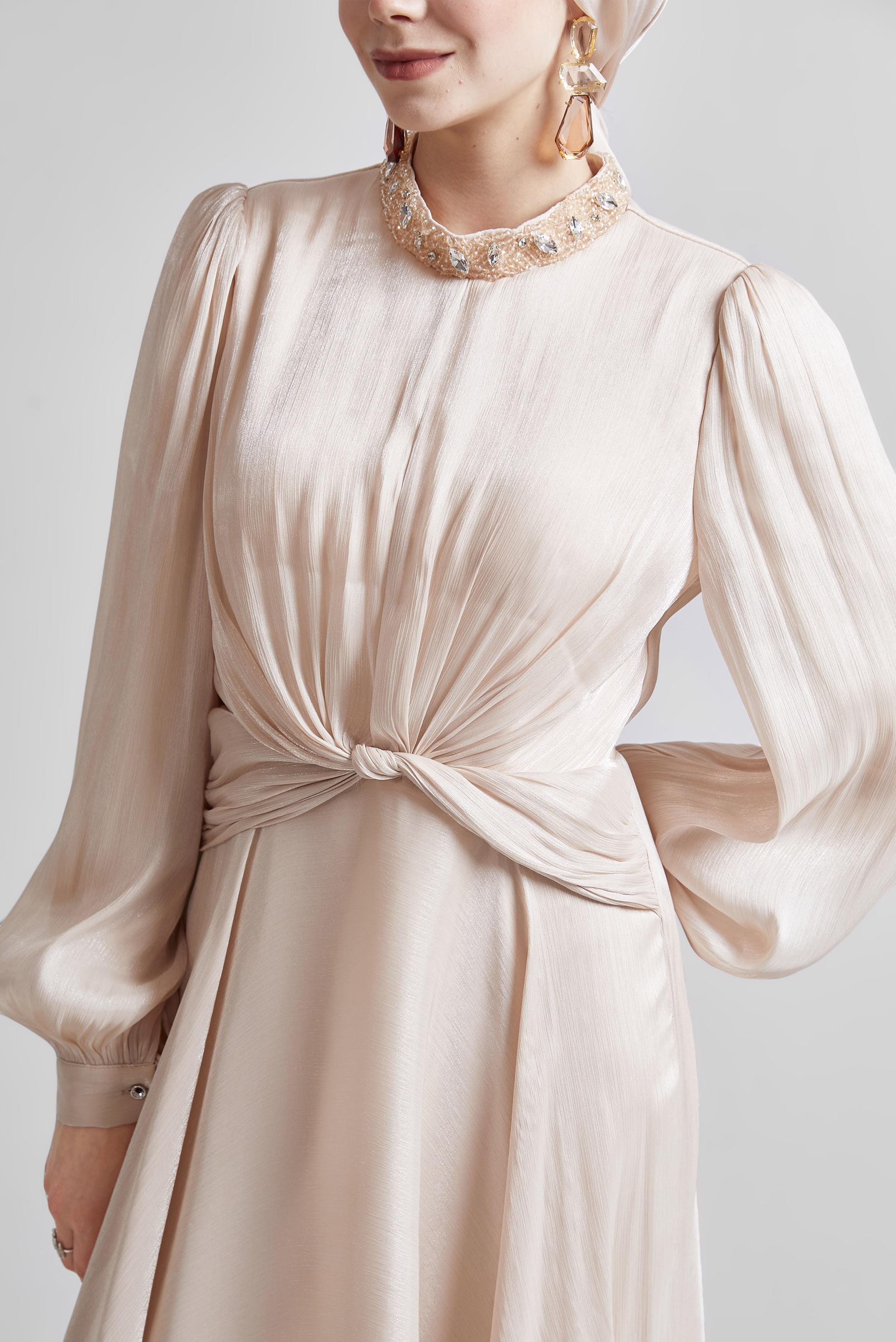 Tesettür giyim BEJ TAŞ DETAYLI ABİYE ELBİSE 50518