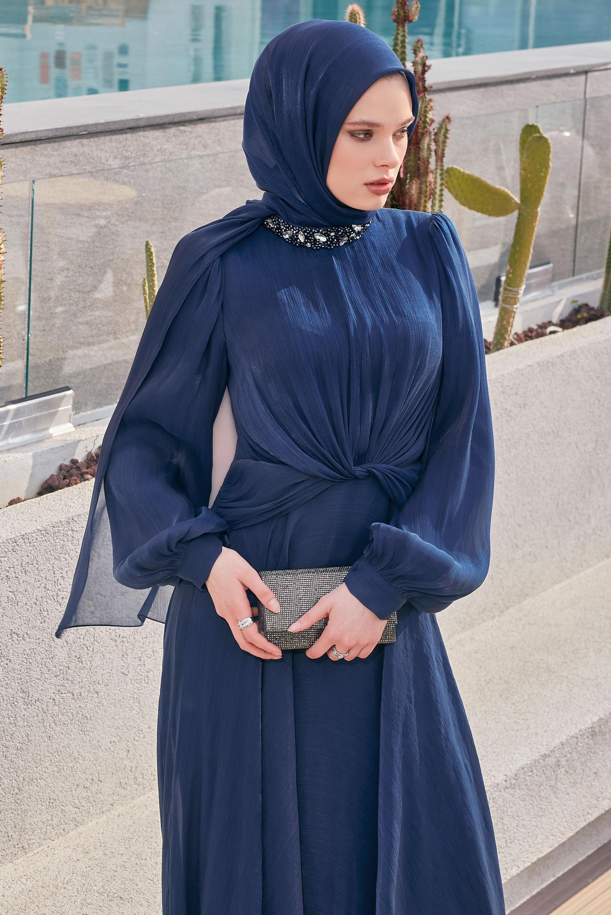 Tesettür giyim LACİVERT TAŞ DETAYLI ABİYE ELBİSE 50518