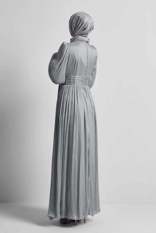 Tesettür giyim GRİ TAŞ DETAYLI ABİYE ELBİSE 50520 - ALVİNA