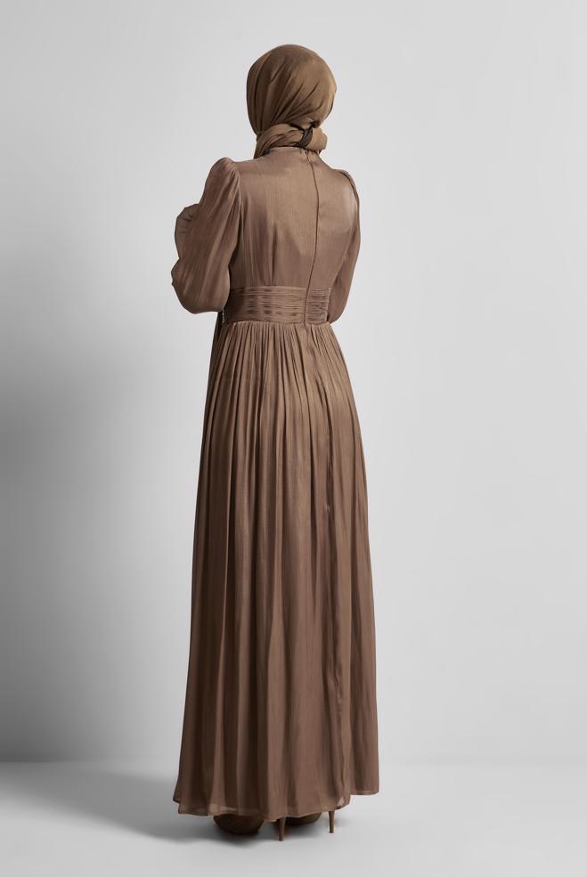 Tesettür giyim BAKIR / BRONZ TAŞ DETAYLI ABİYE ELBİSE 50520 - ALVİNA