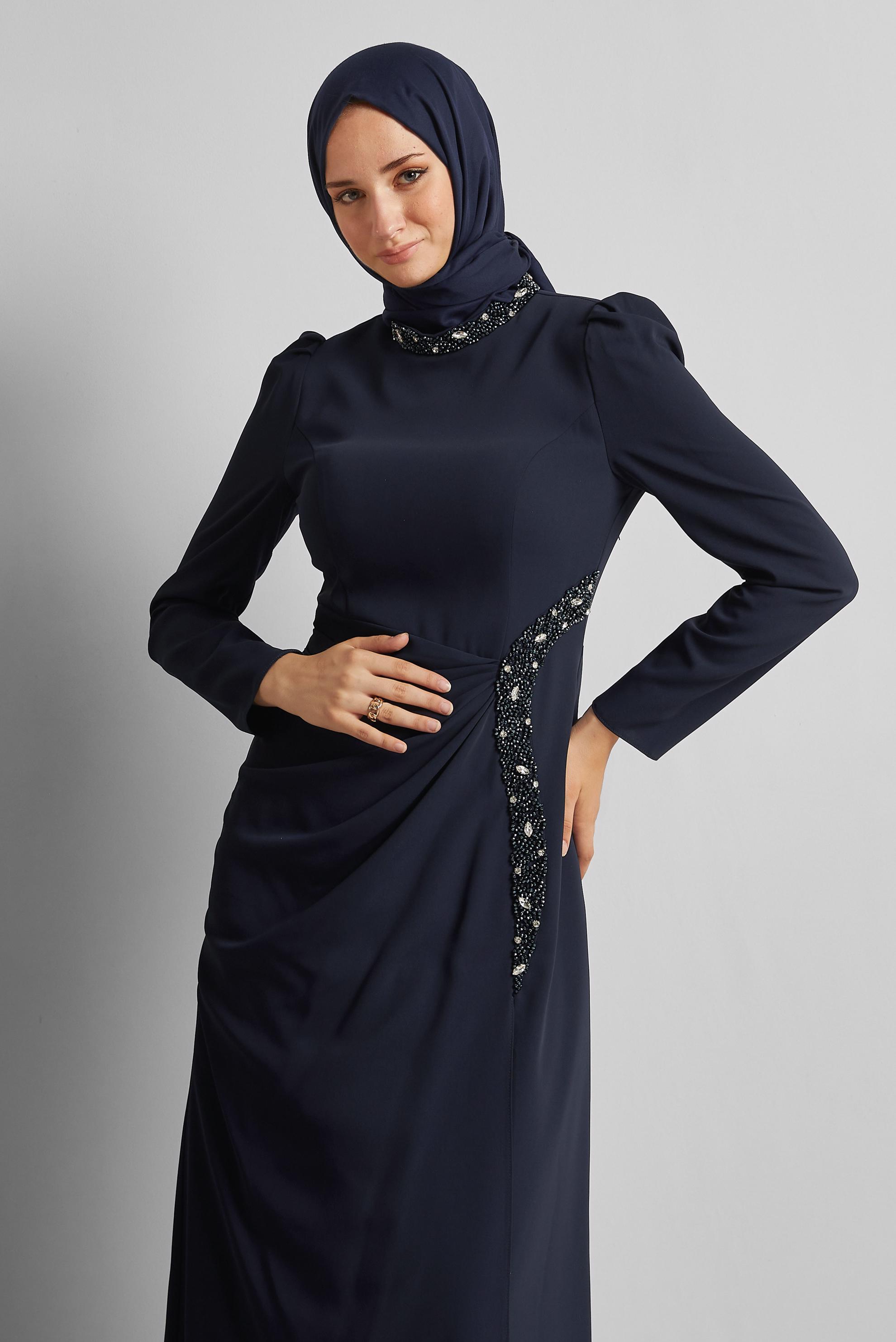 Tesettür giyim LACİVERT TAŞ DETAYLI ABİYE ELBİSE 50531