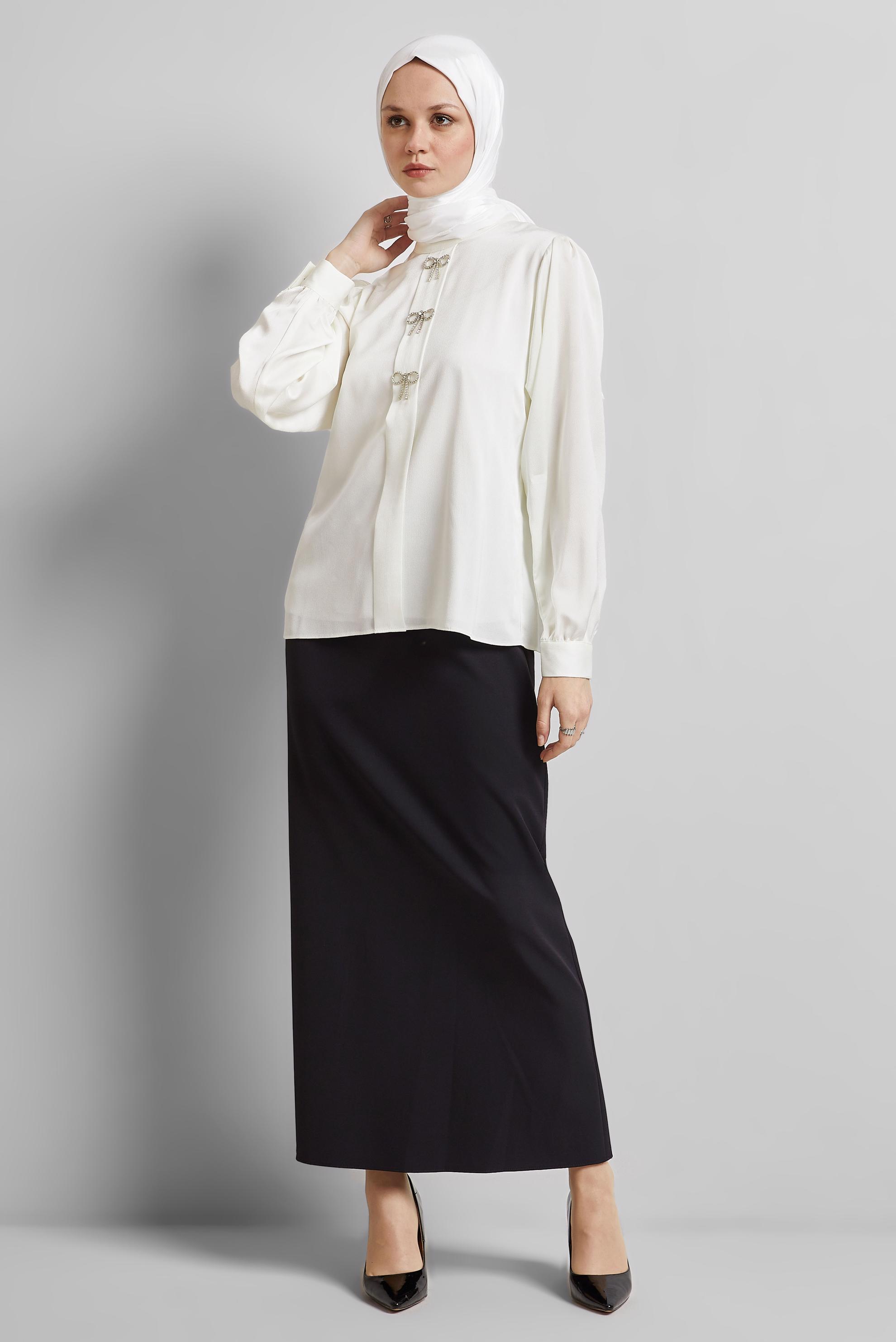 Tesettür giyim BEYAZ TAŞLI SATEN BLUZ 44711