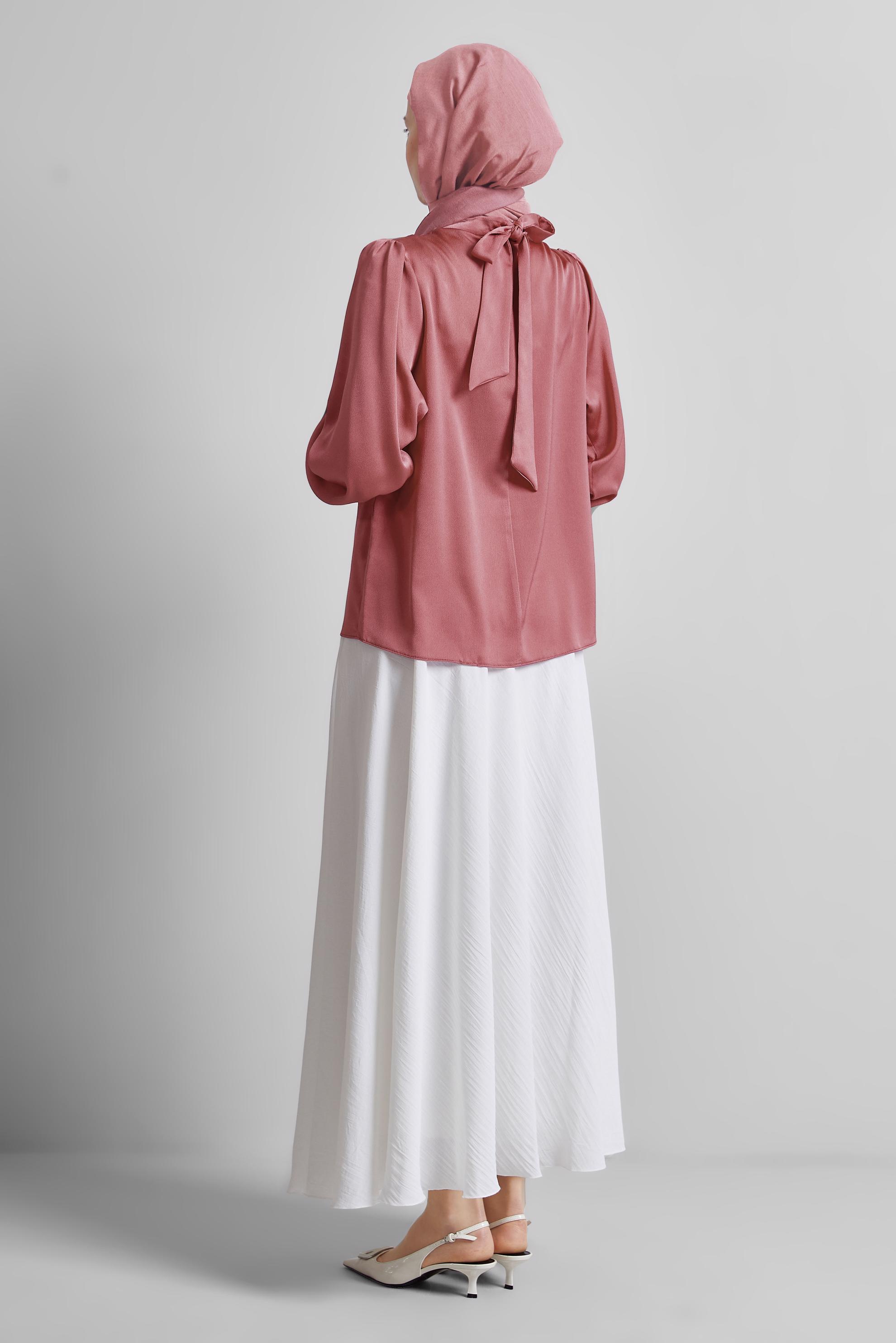 Tesettür giyim PEMBE TAŞLI SATEN BLUZ 44711