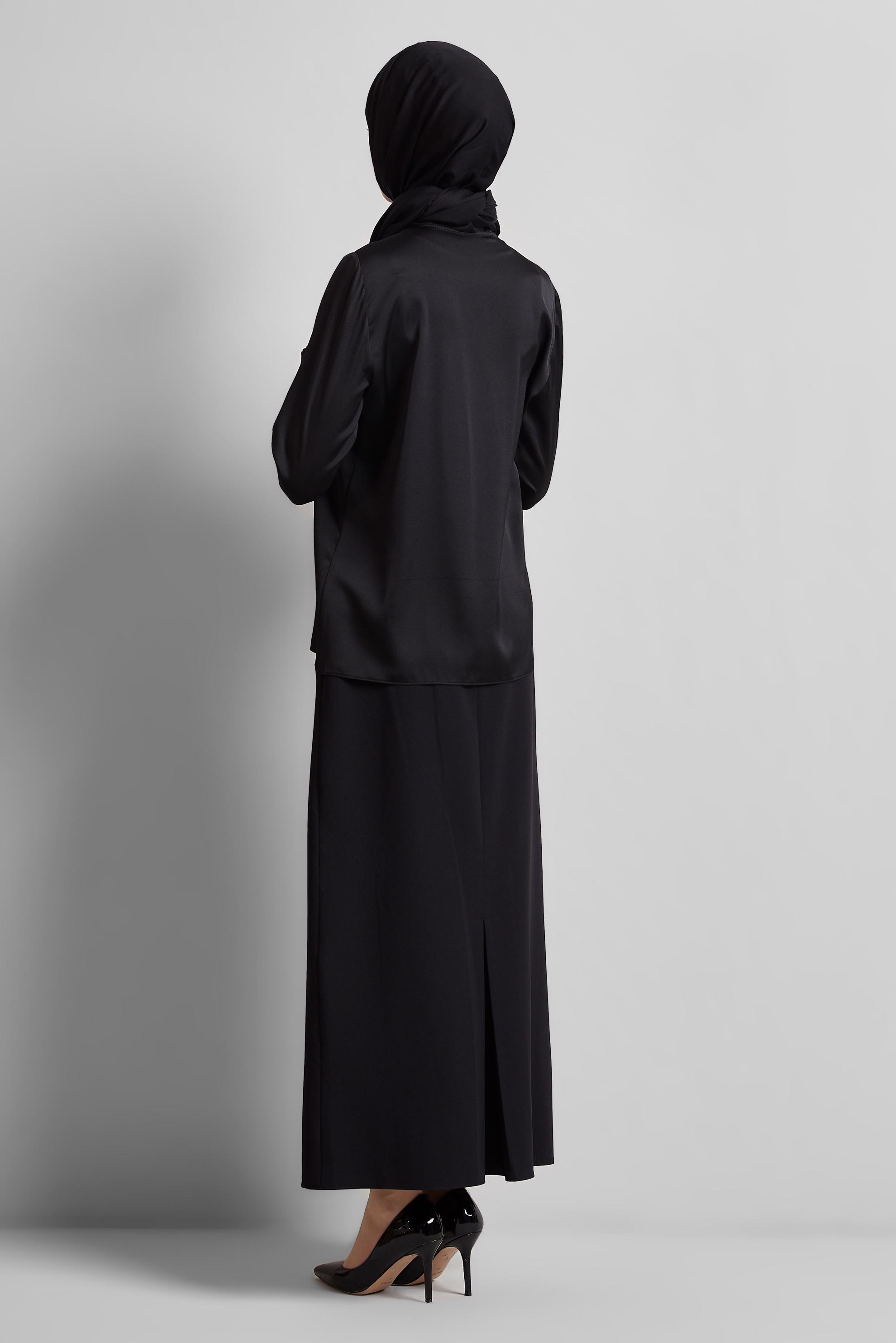 Tesettür giyim SİYAH YAKASI BAĞCIKLI SATEN BLUZ 44762